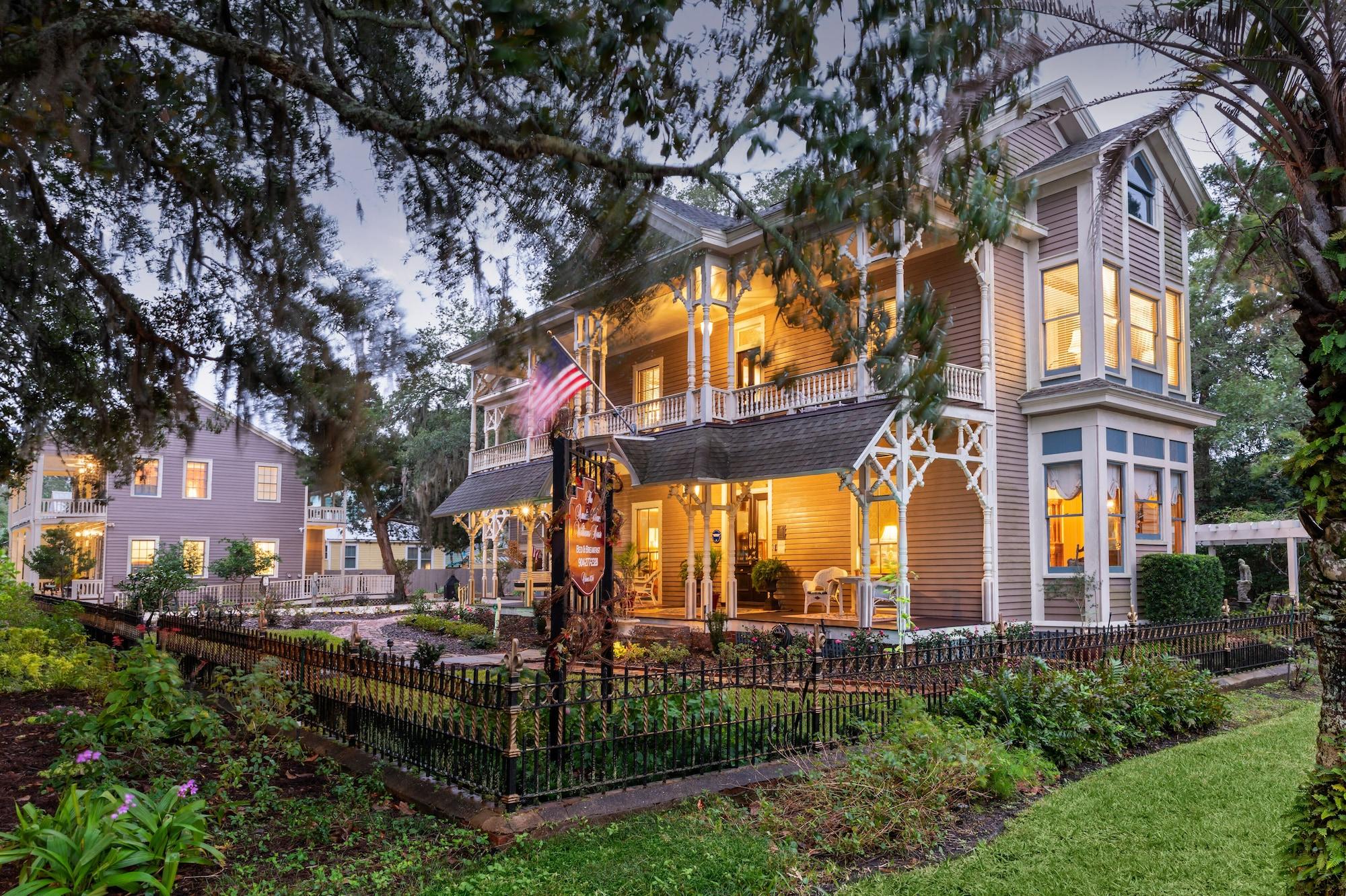 Varios Amelia Island Williams House