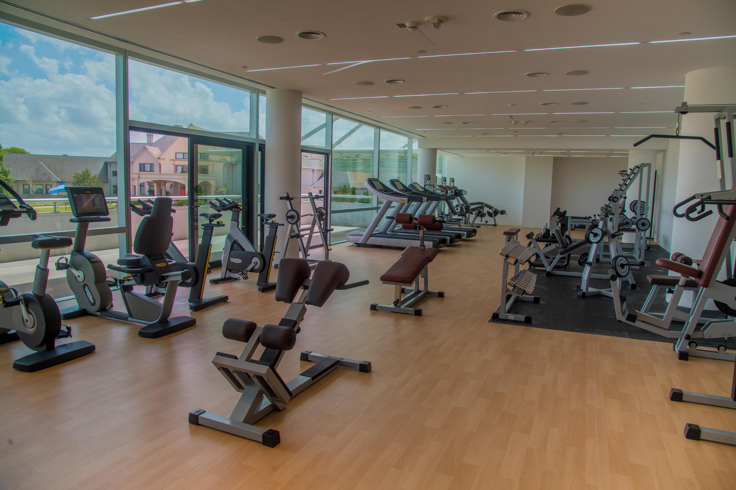 Gimnasio Hilton Pilar