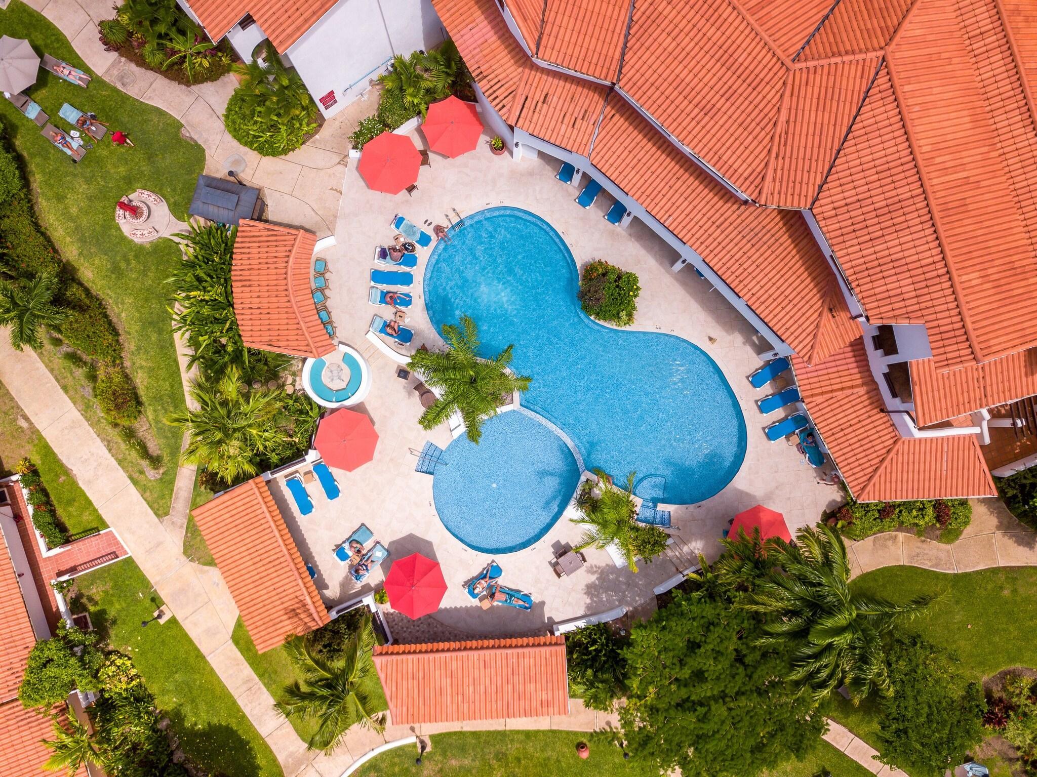 Vista Exterior Sugar Cane Club Hotel And Spa - Adults Only