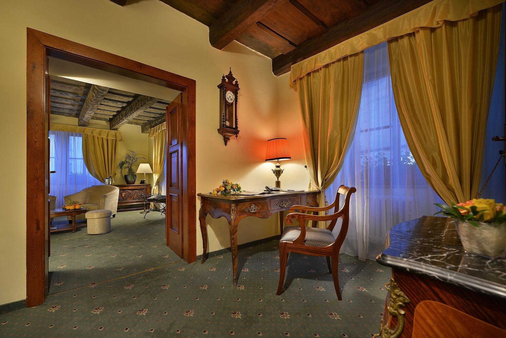 Vista Lobby Hotel U Tri Pstrosu