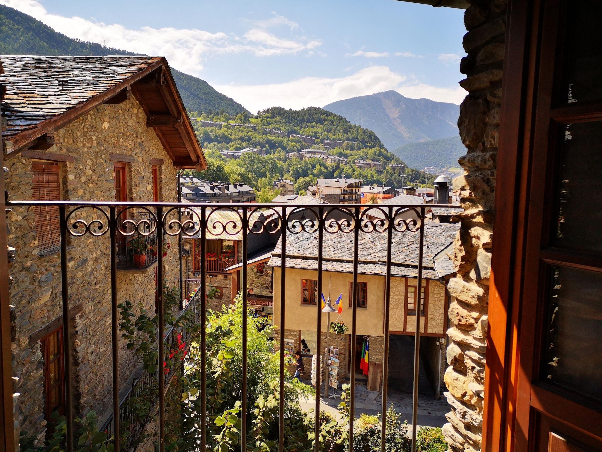 Comodidades del Alojamiento Hotel Rural Santa Bàrbara de la Vall d'Ordino