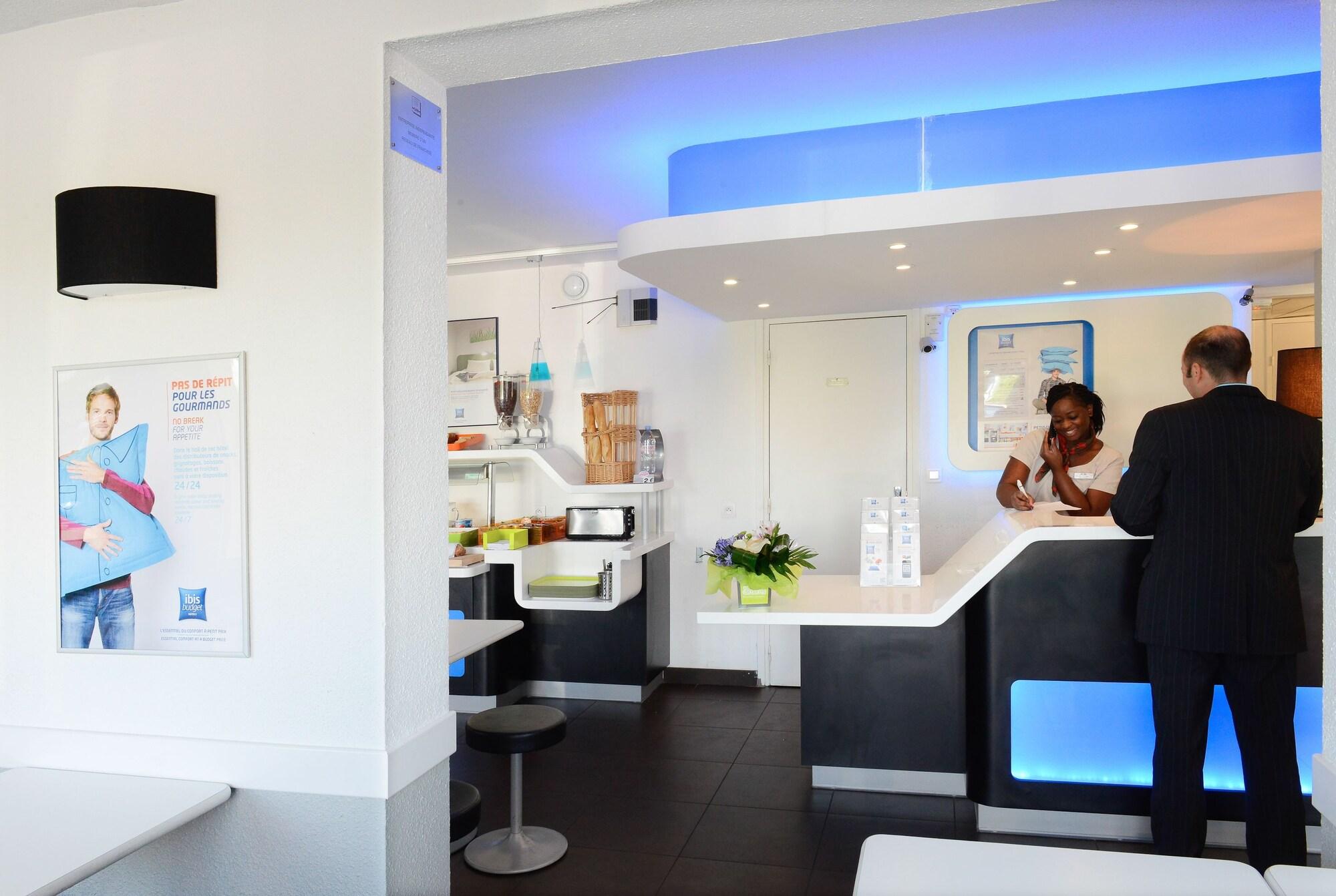 Vista Lobby ibis budget Rouen Sud Zenith