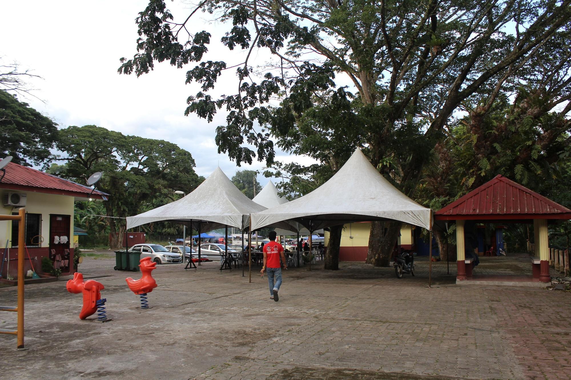 Instalaciones Recreativas Liwagu Lodge