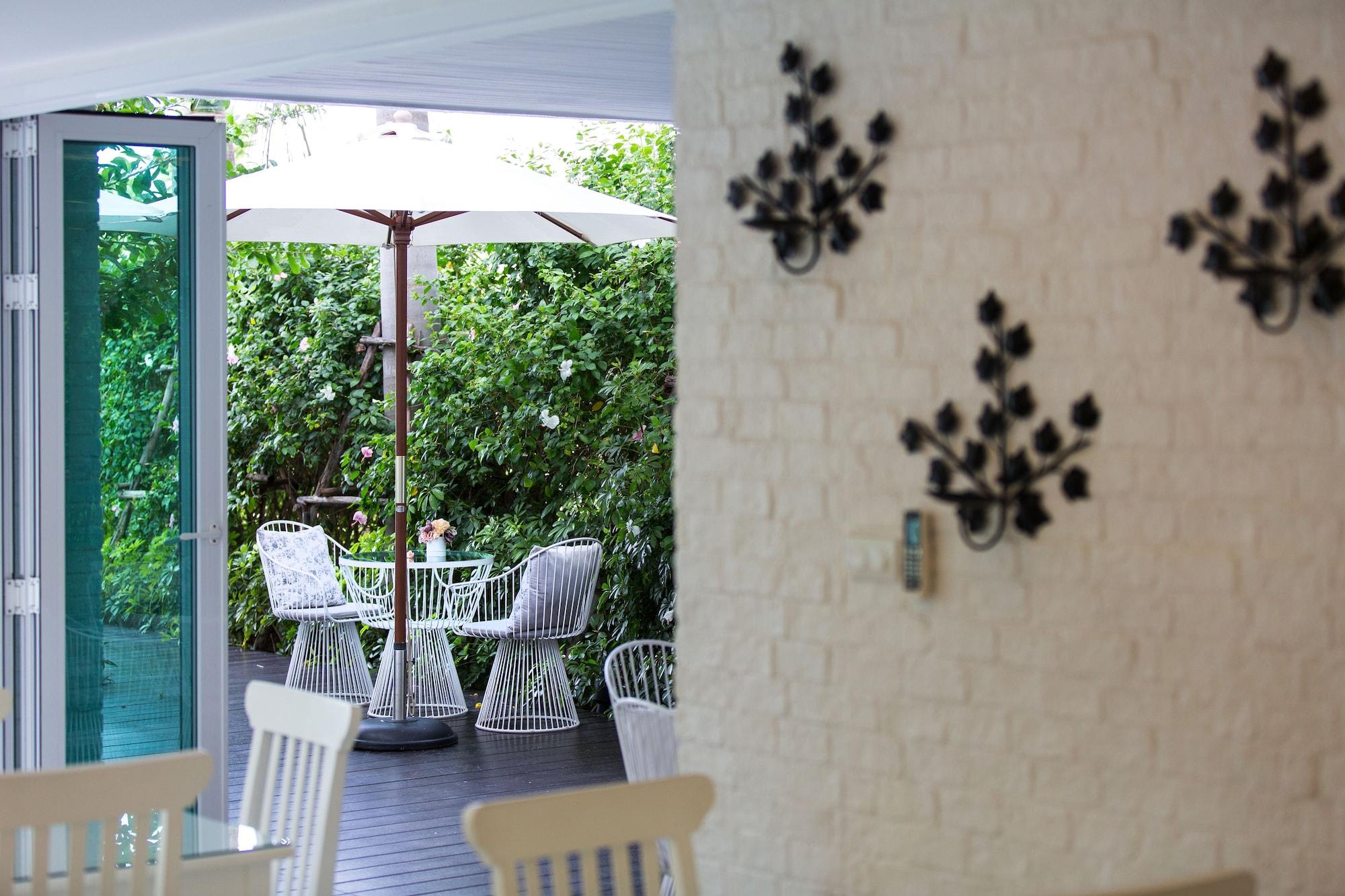 Restaurant Verano Beach Villa