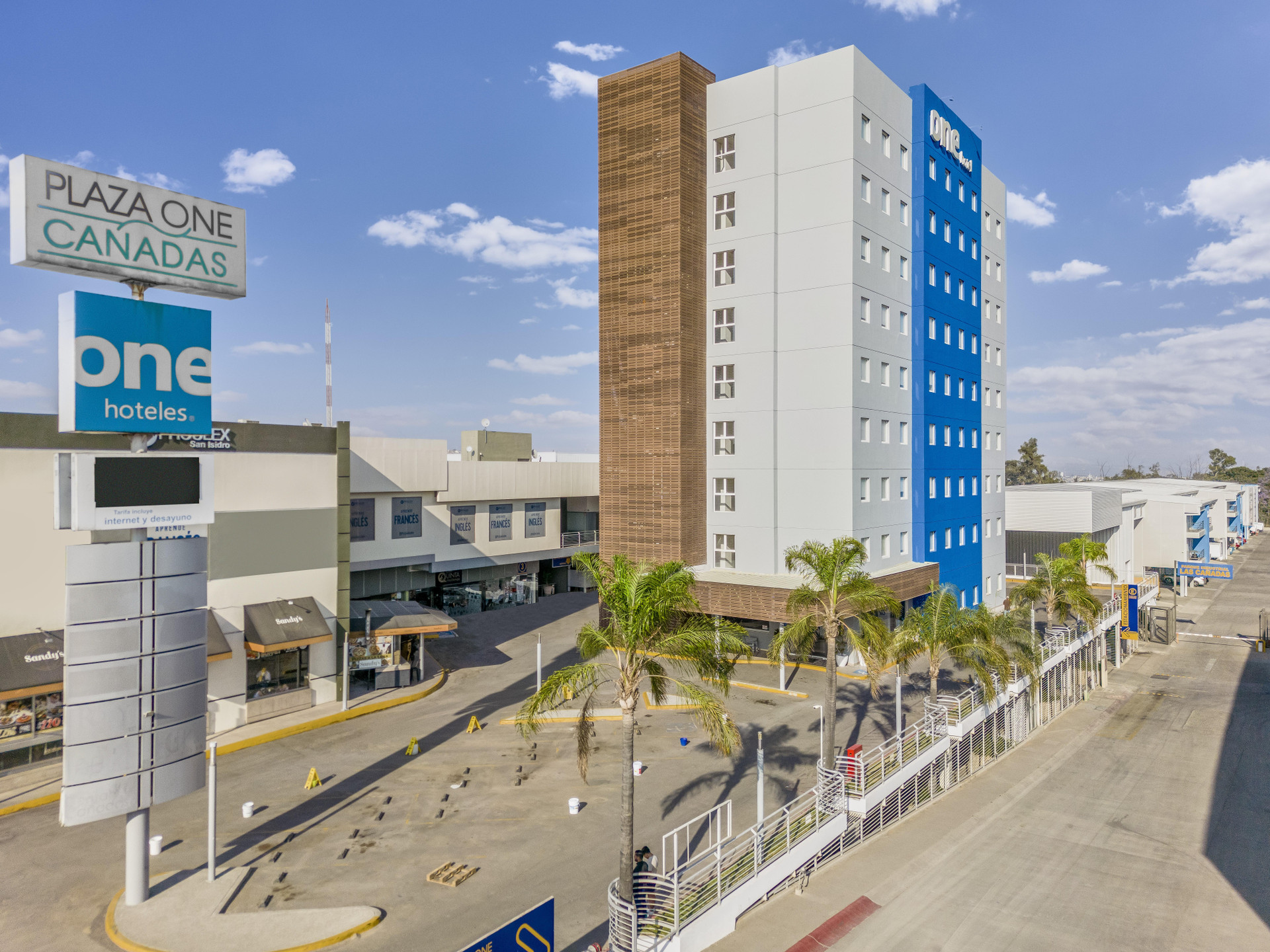 Vista Exterior One Guadalajara Periferico Norte