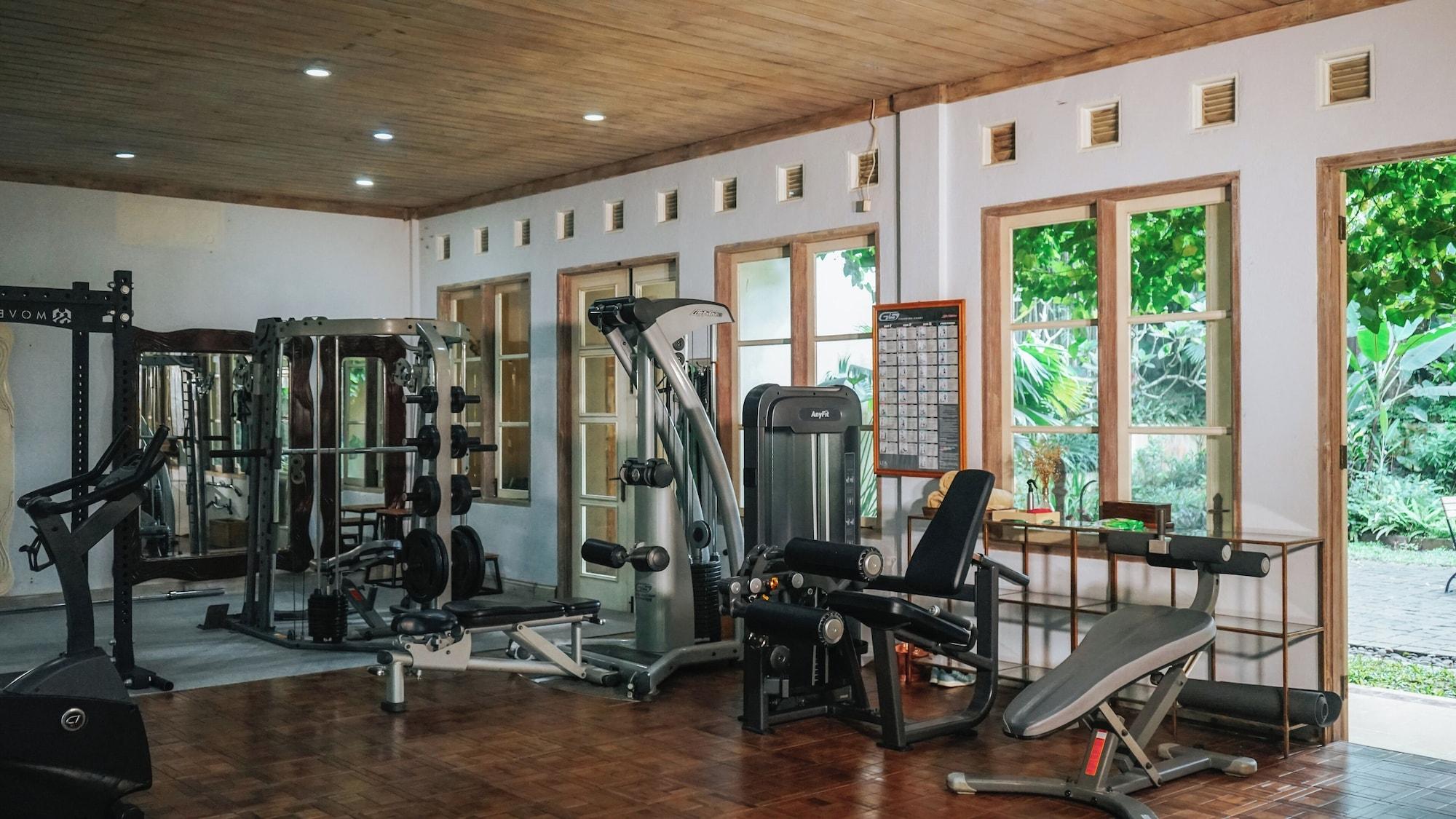 Gimnasio Kayu Arum Resort