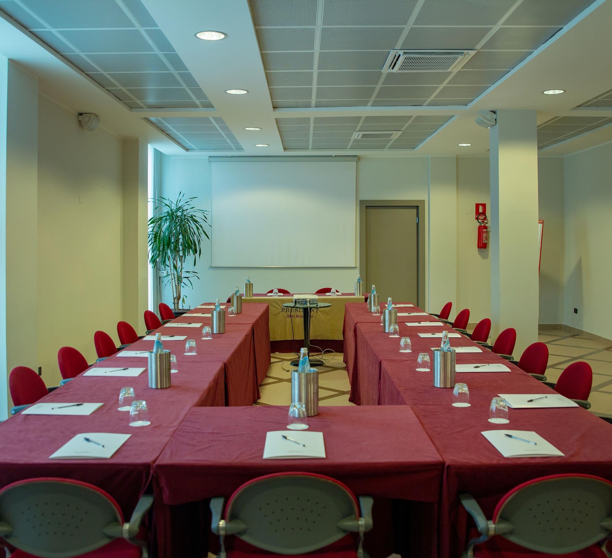 Sala de Reuniones Hotel President
