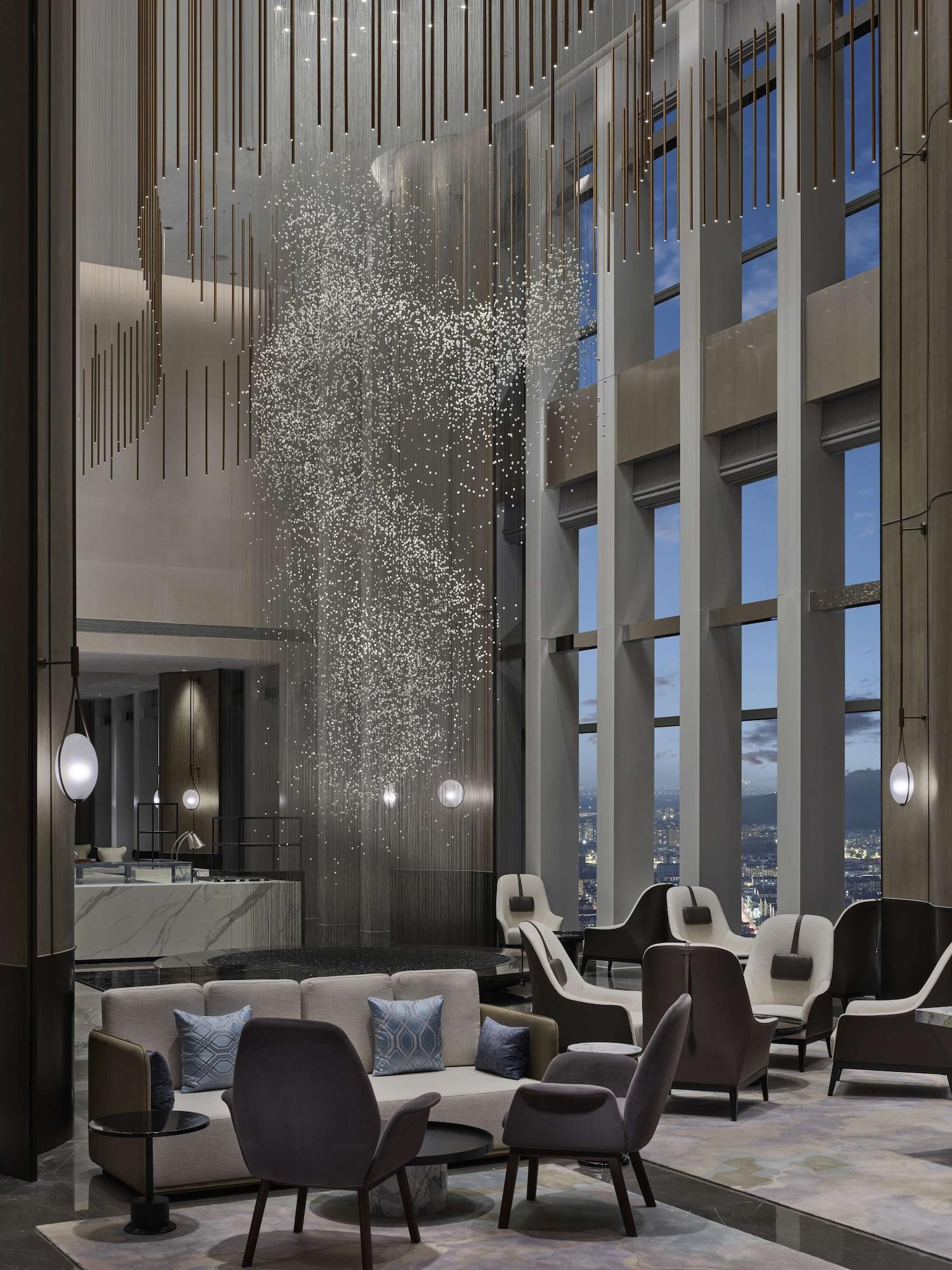 Vista Lobby Hilton Zhuji