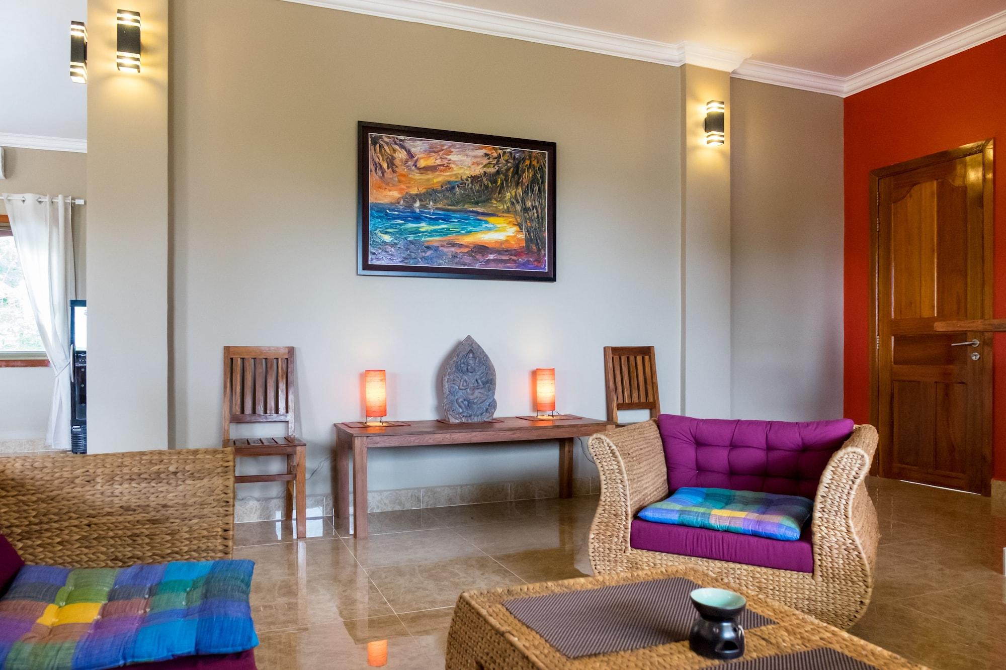 Vista Lobby Riviera Hotel & Resort Kep
