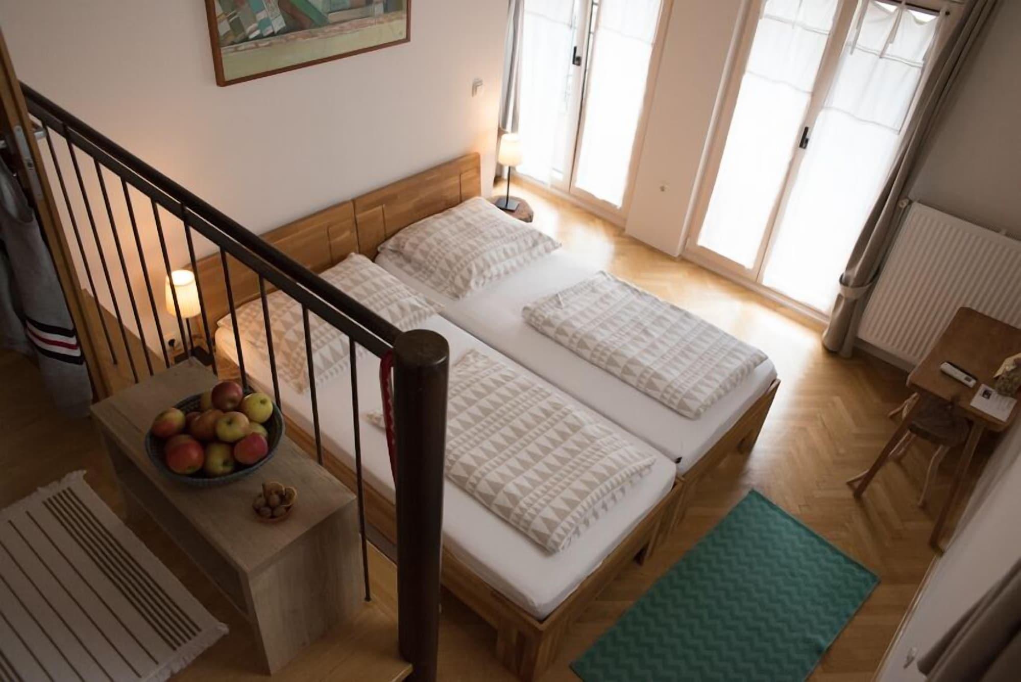 Habitación Bed & Breakfast Dvorec