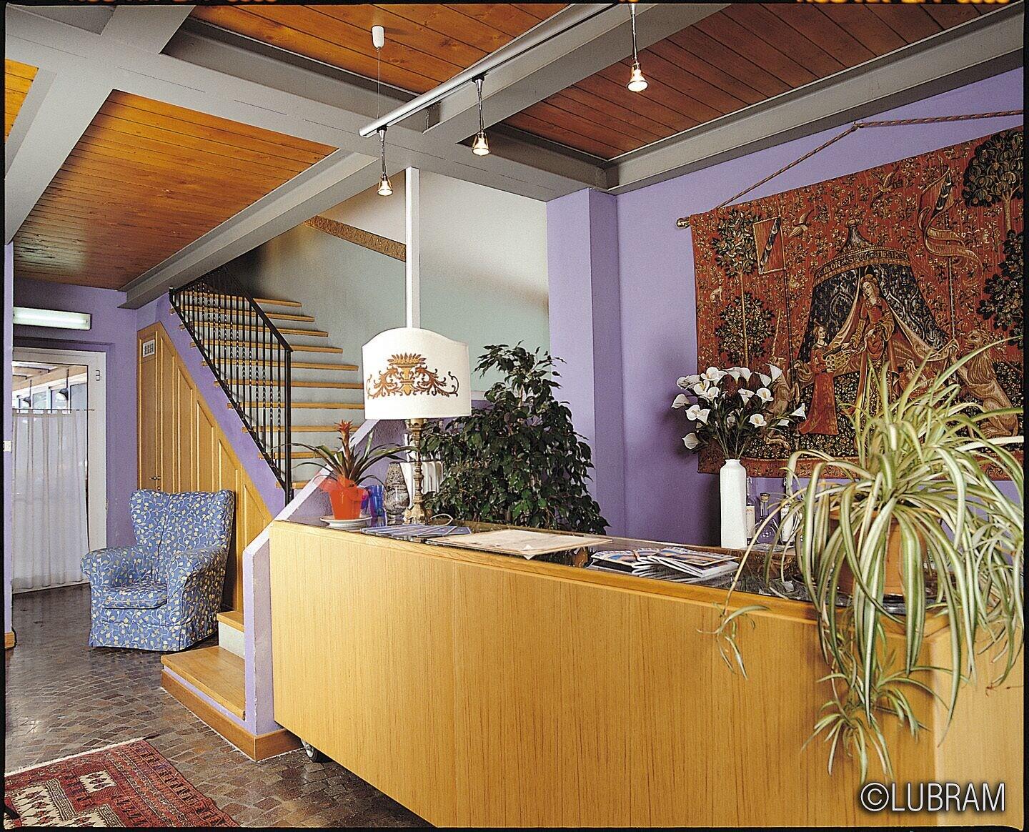 Vista Lobby Bettina