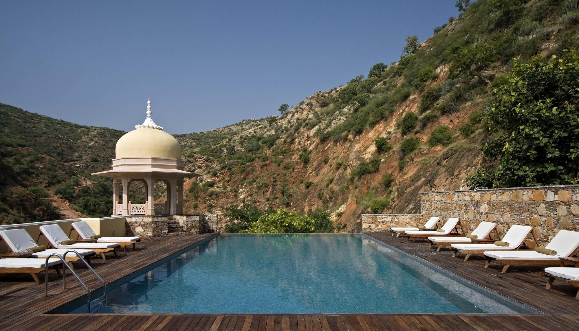 Varios Samode Palace