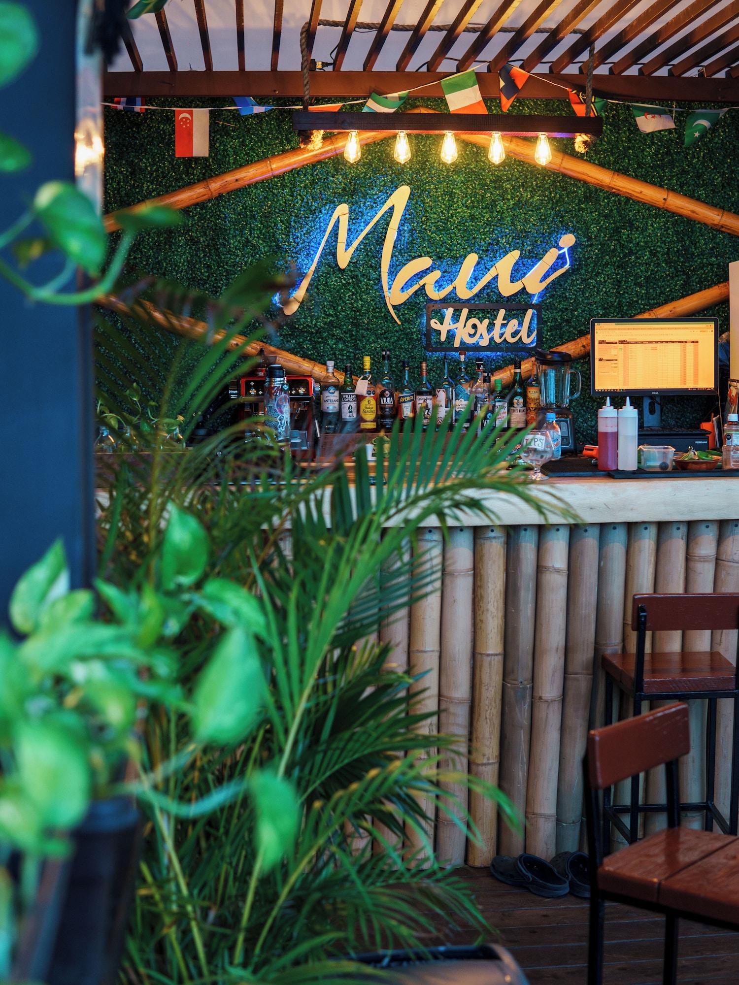 Restaurant Maui Hostel - Adults Only