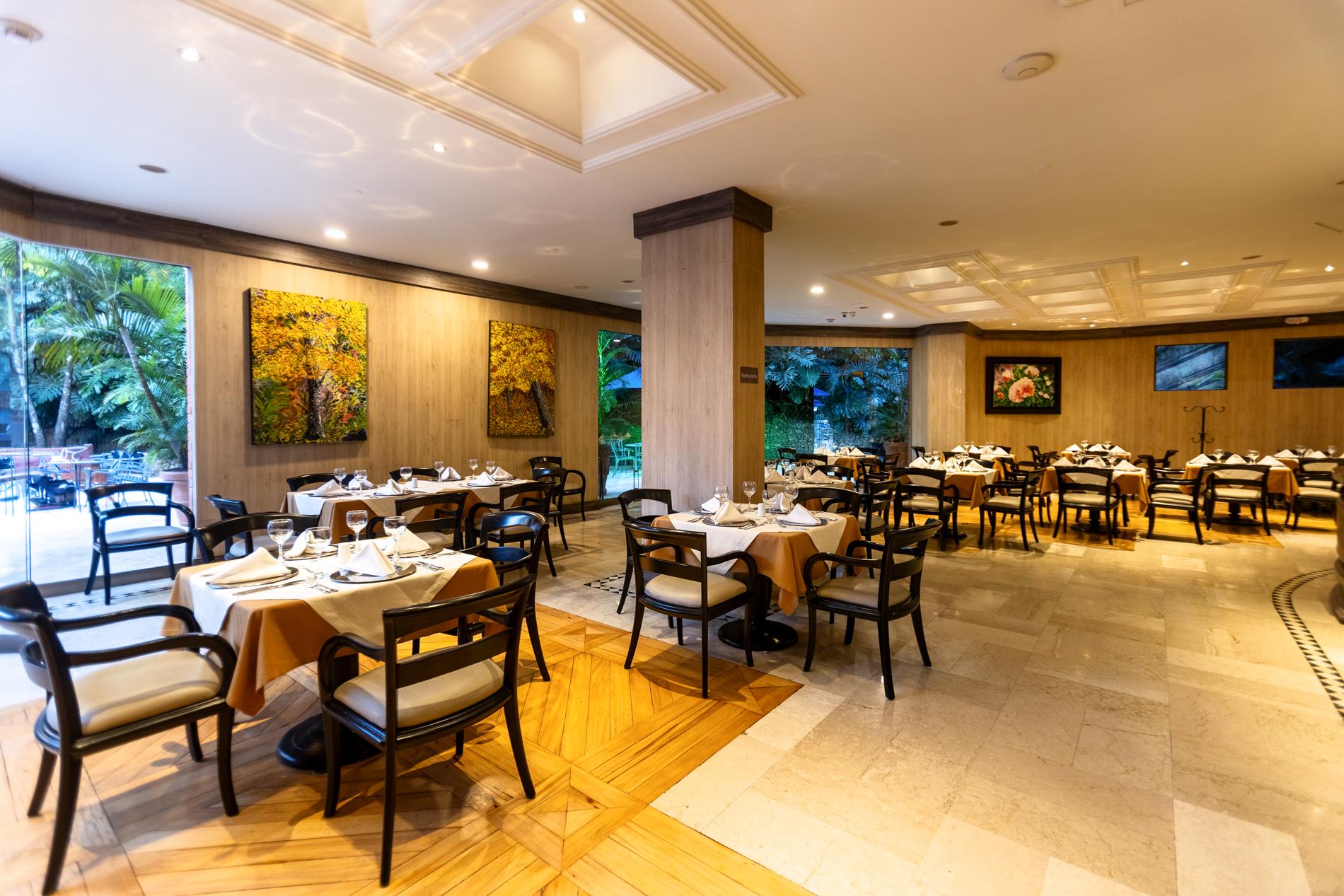 Restaurant Hotel Dann Carlton Belfort Medellin