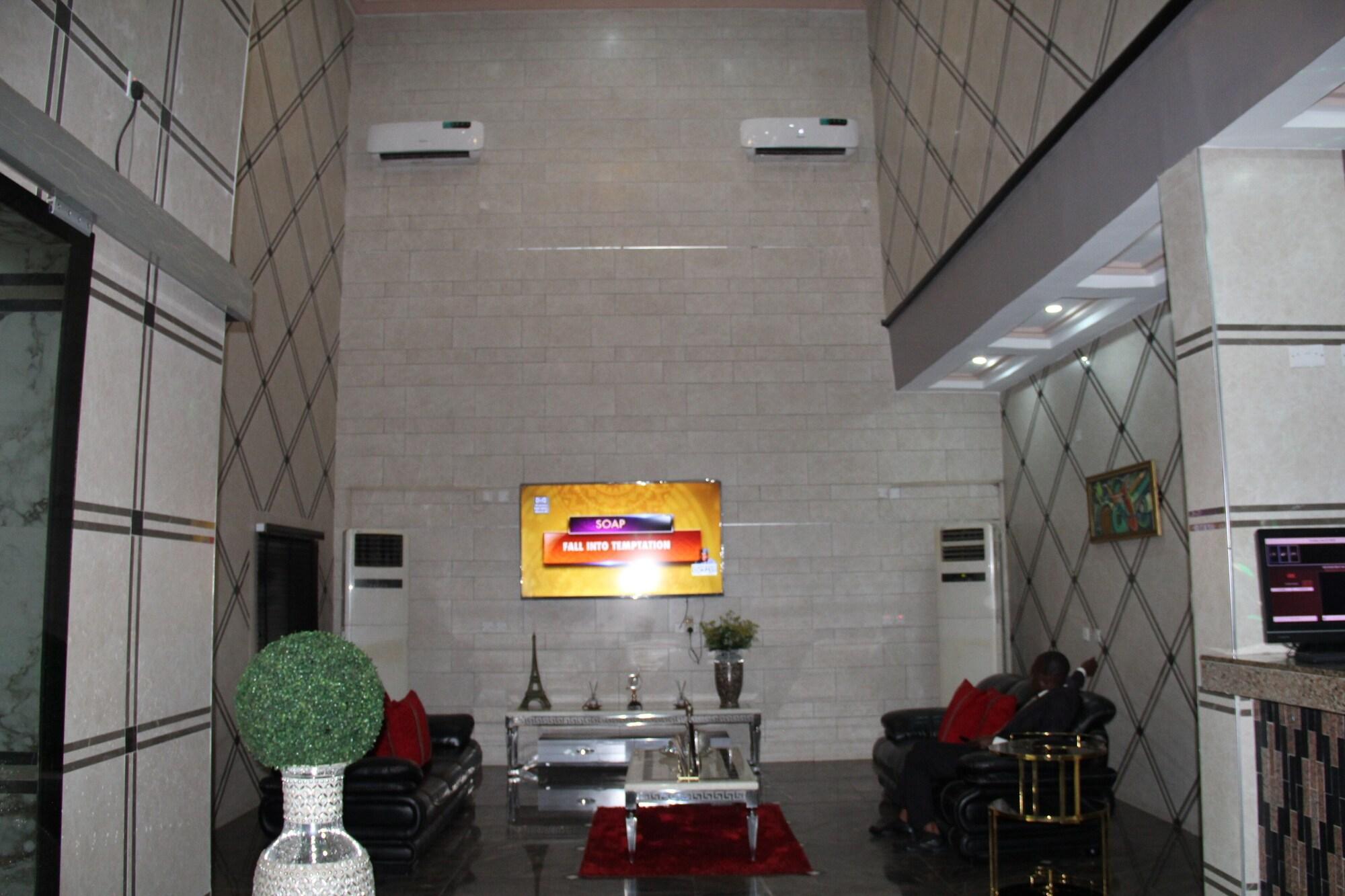 Vista Lobby Choice gate Hotel and Suites