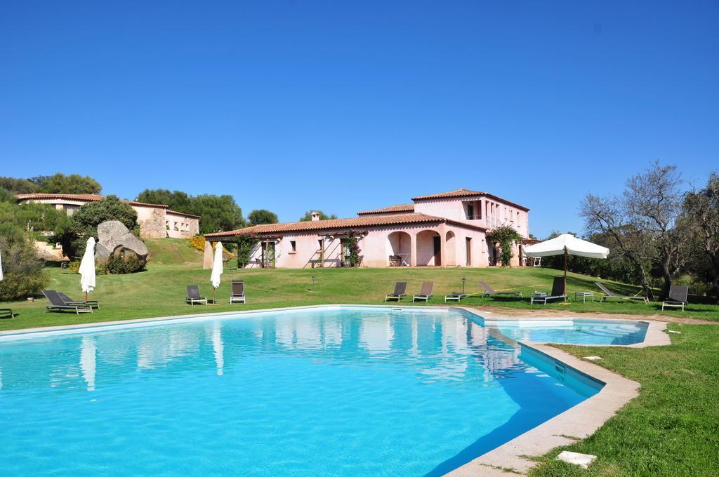 Vista Piscina Tenuta Pilastru