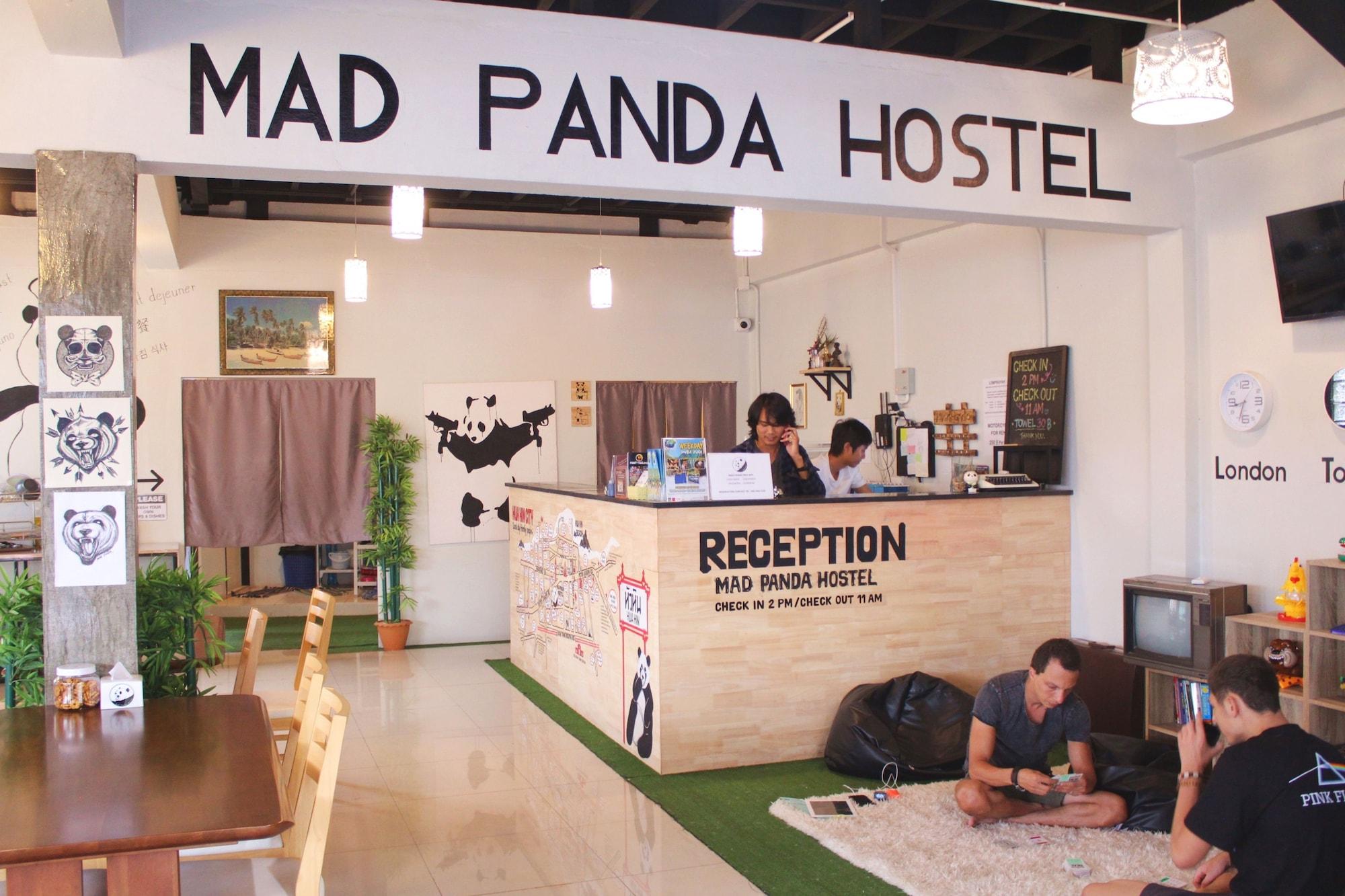 Vista Lobby Mad Panda Hostel