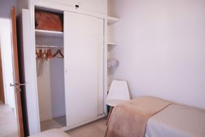 Alquiler Vacacional - Casa Renovada a Nueva, Ubicación Estratégica, a Metros del Parque y del Centro