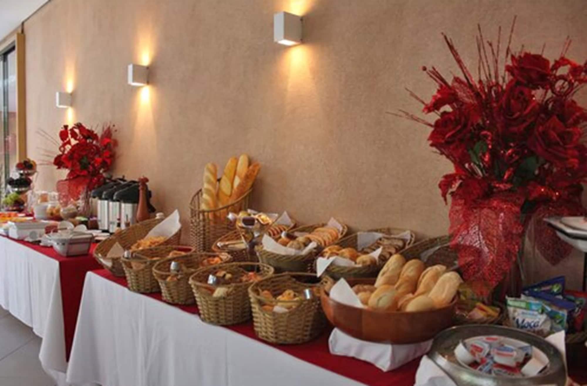 Restaurant Abayomi Hotel