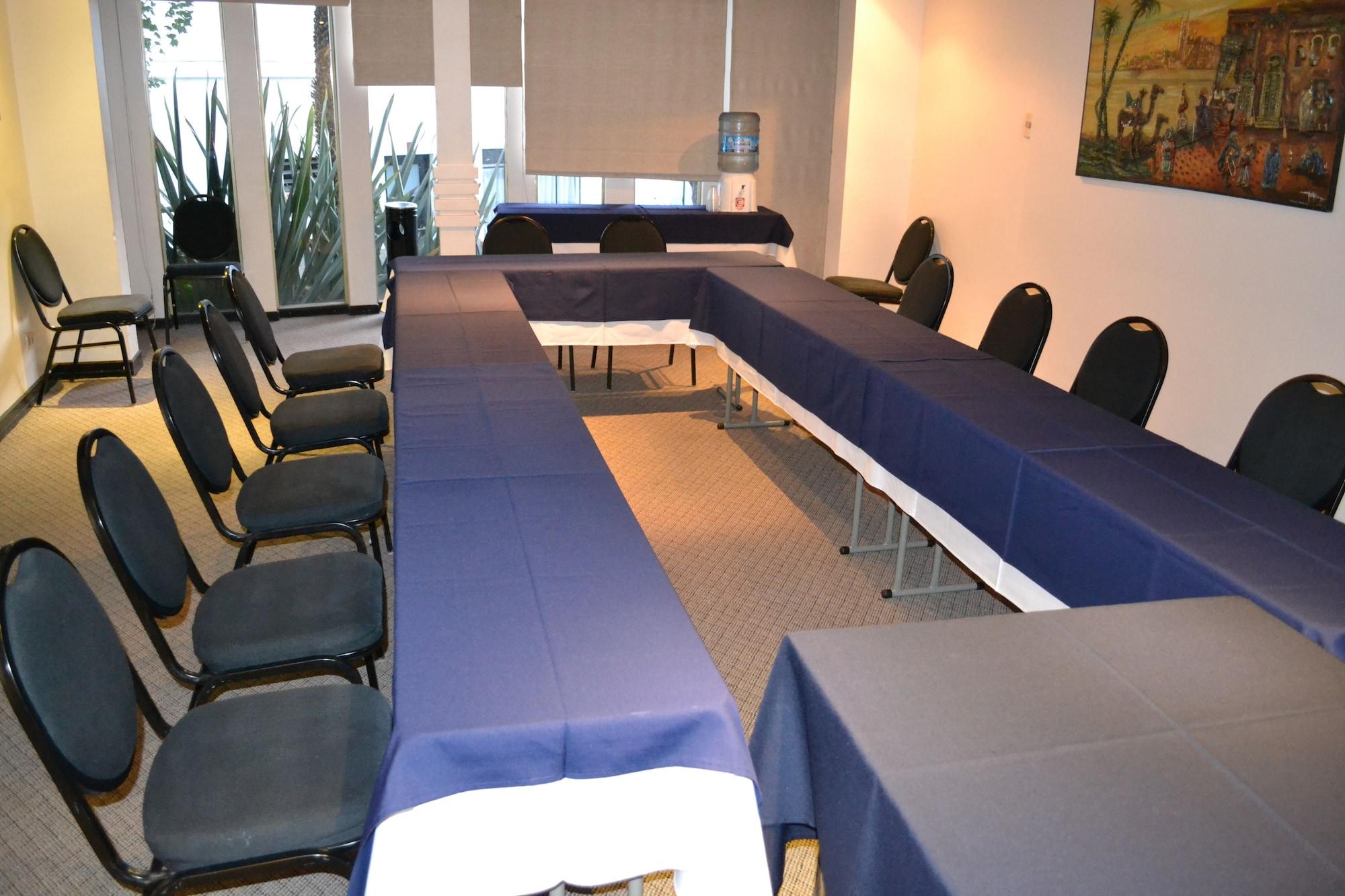 Sala de Reuniones Hotel Calacoto