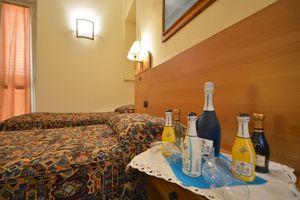 Alojamiento - Hotel Eden