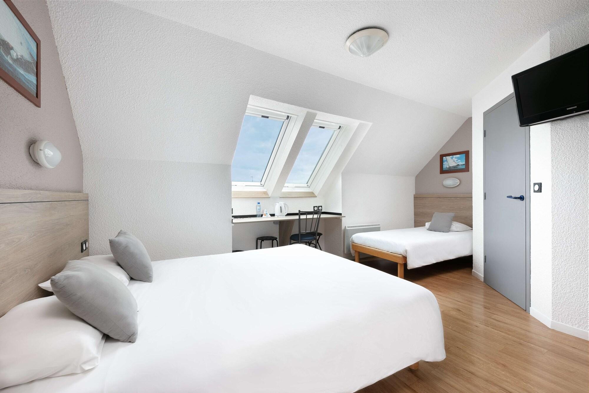 Varios Brit Hotel Iroise