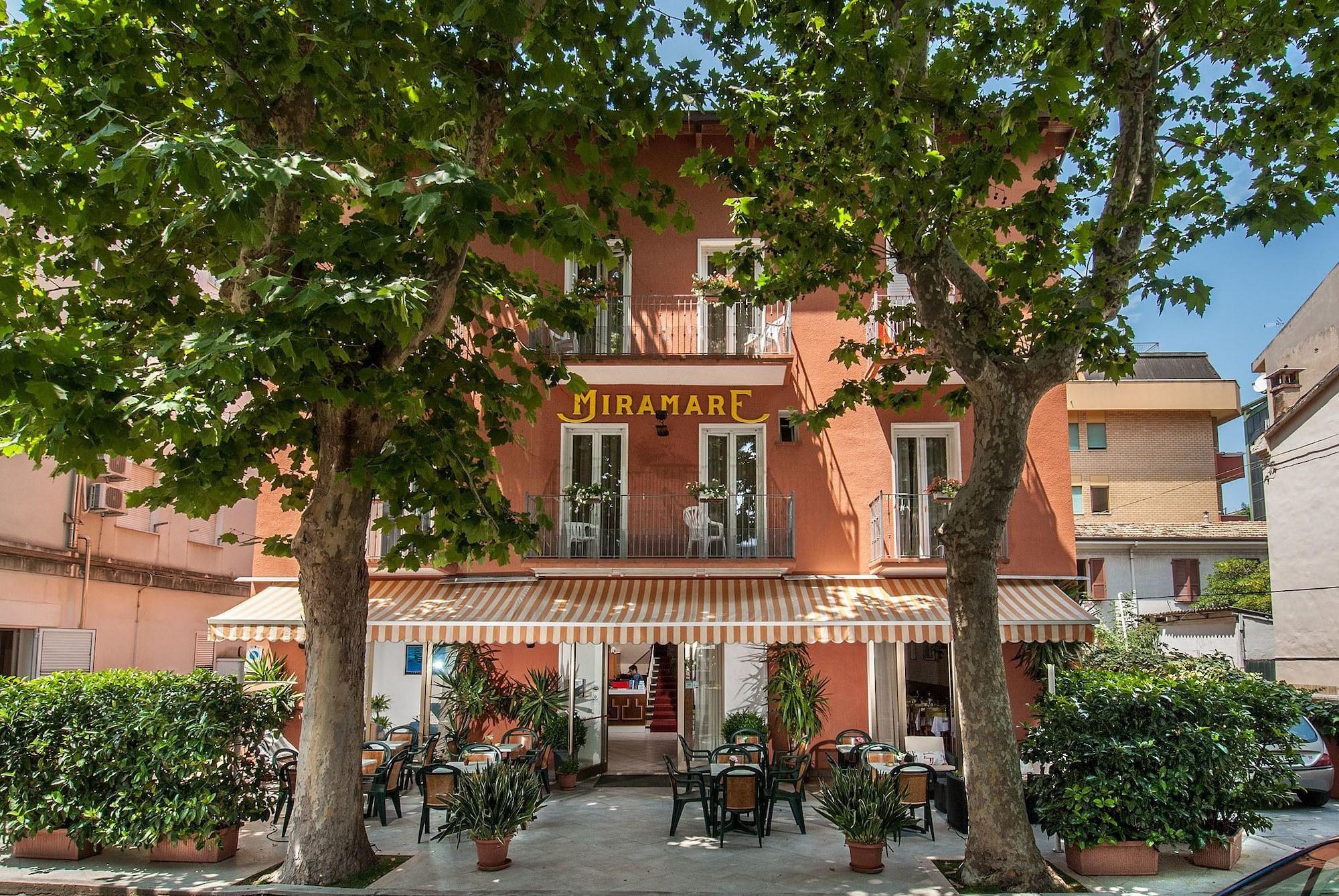 Varios Hotel Miramare