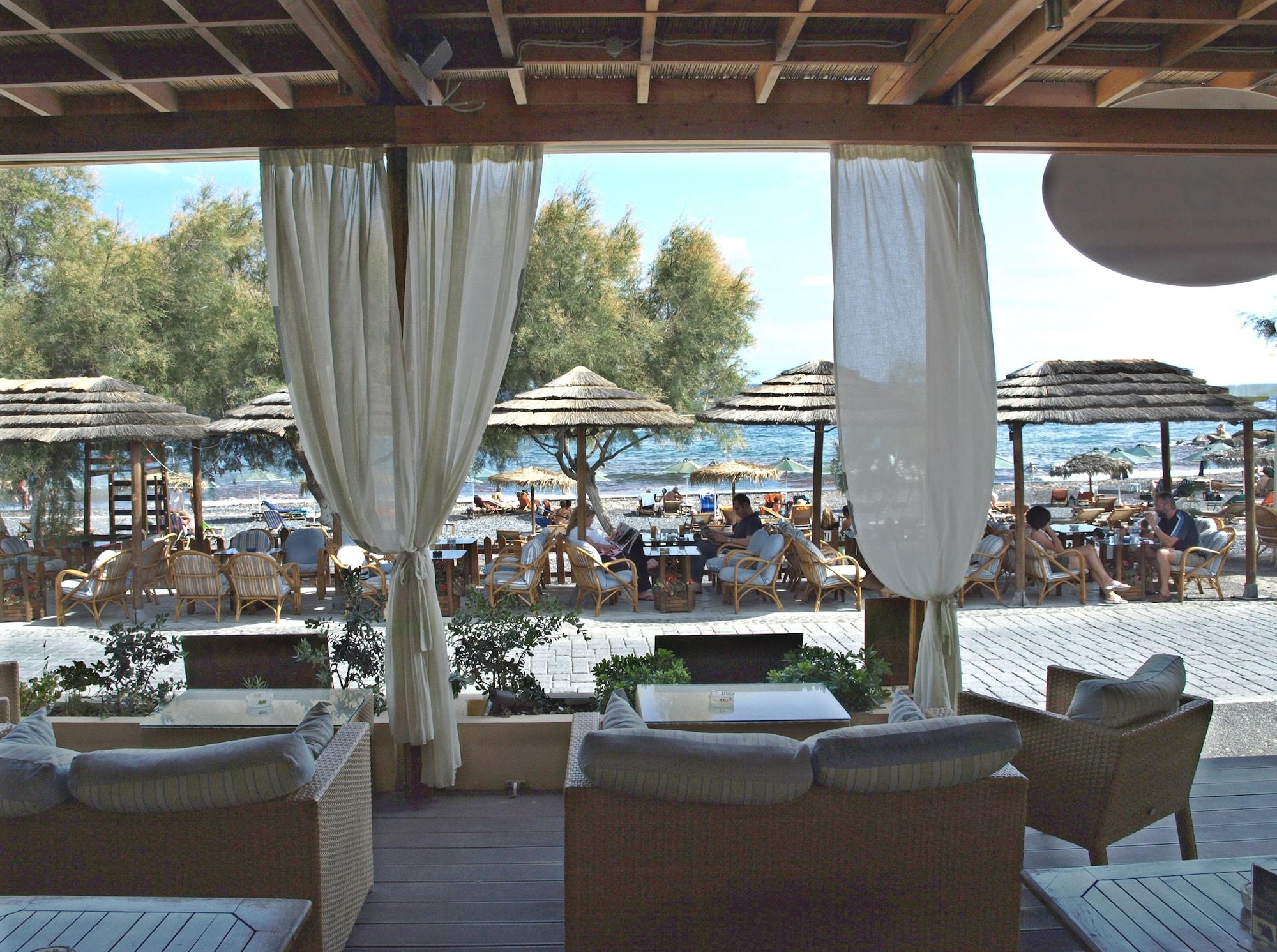 Bar/Salón Levante Beach Hotel