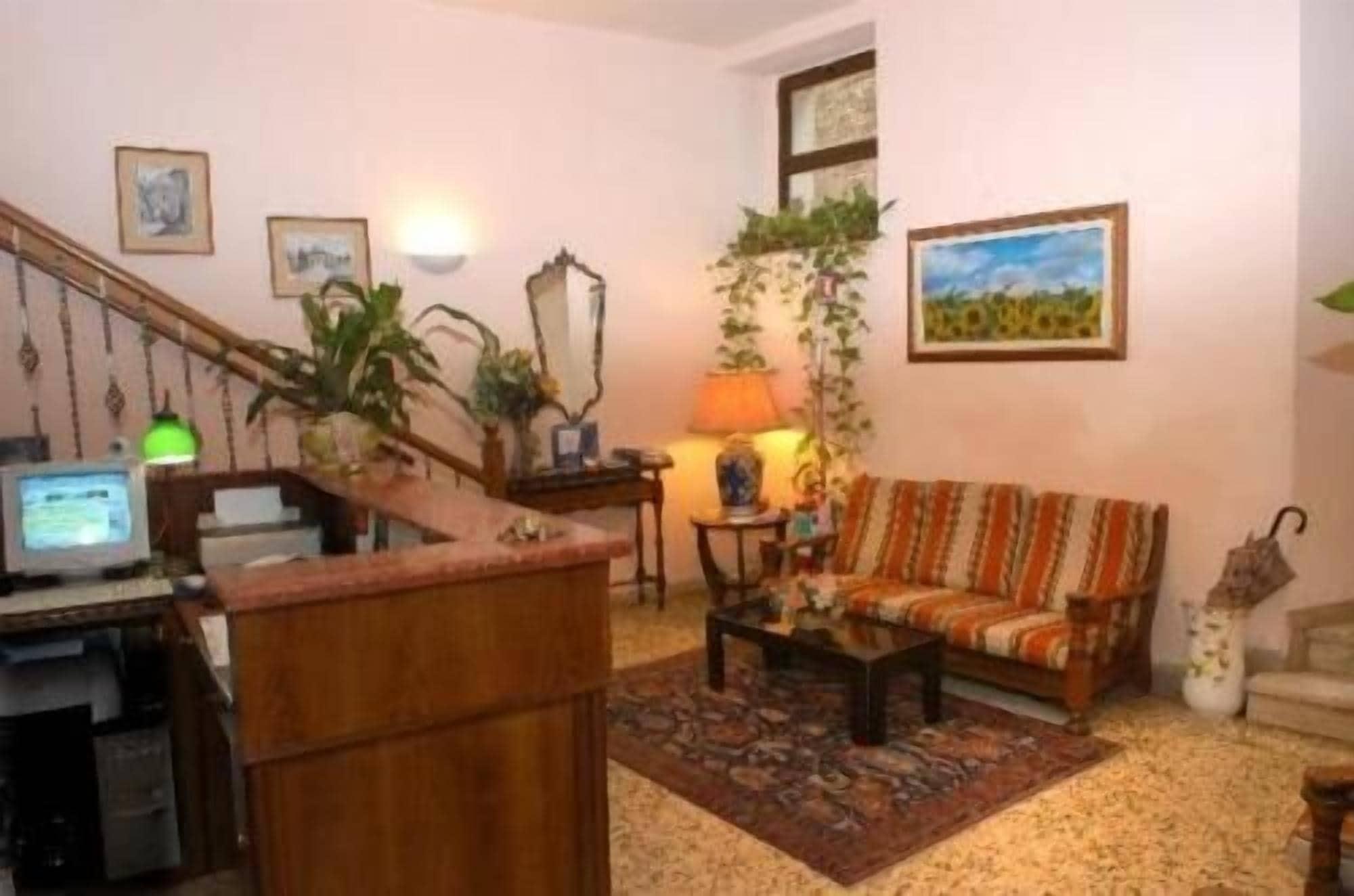 Vista Lobby Hotel Umbria