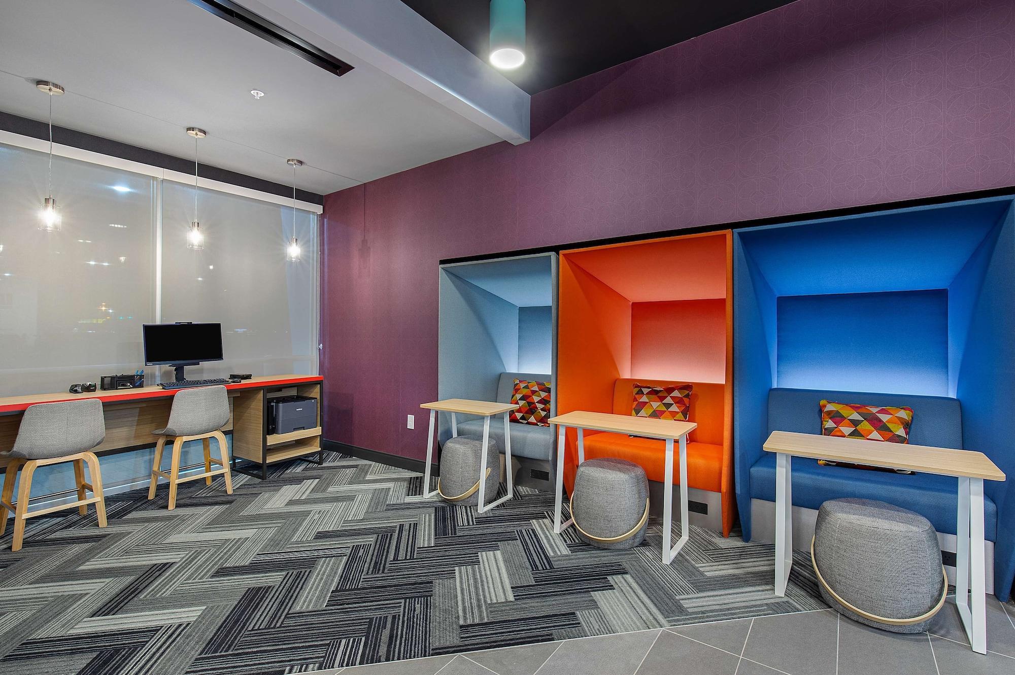 Sala de Reuniones Tru by Hilton University Medical Center