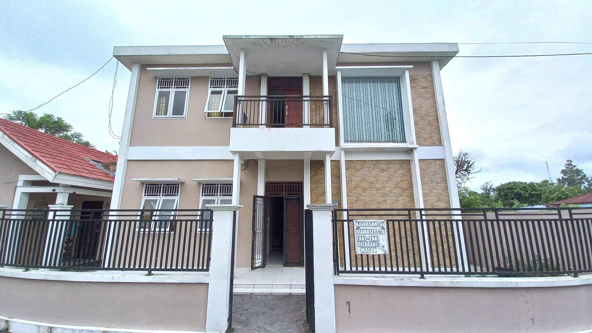 Vista Exterior Hotel O Wisma Jaya SyariahNearRM Beringin Indah