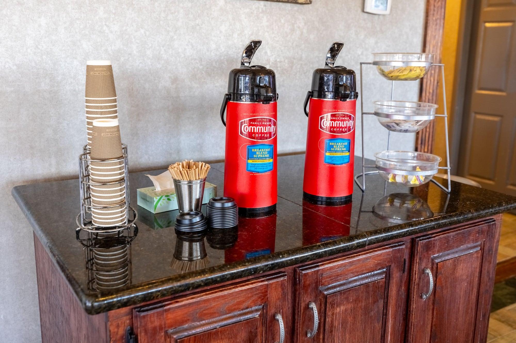 Vista Lobby Red Roof Inn & Suites Irving – DFW Airport South