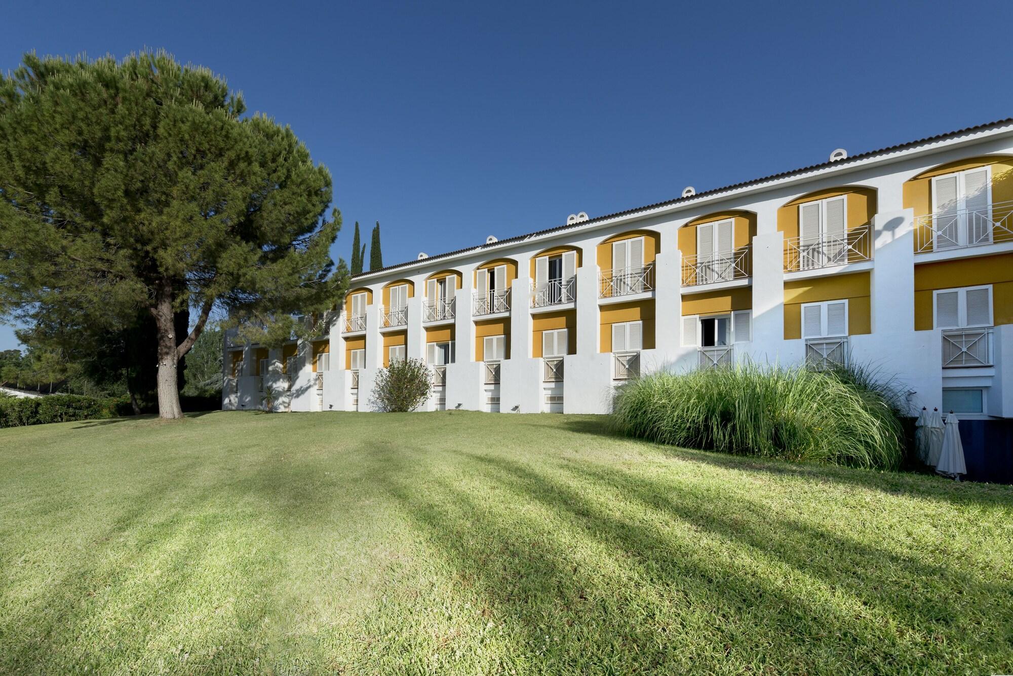 Gimnasio Exe Las Adelfas Hotel