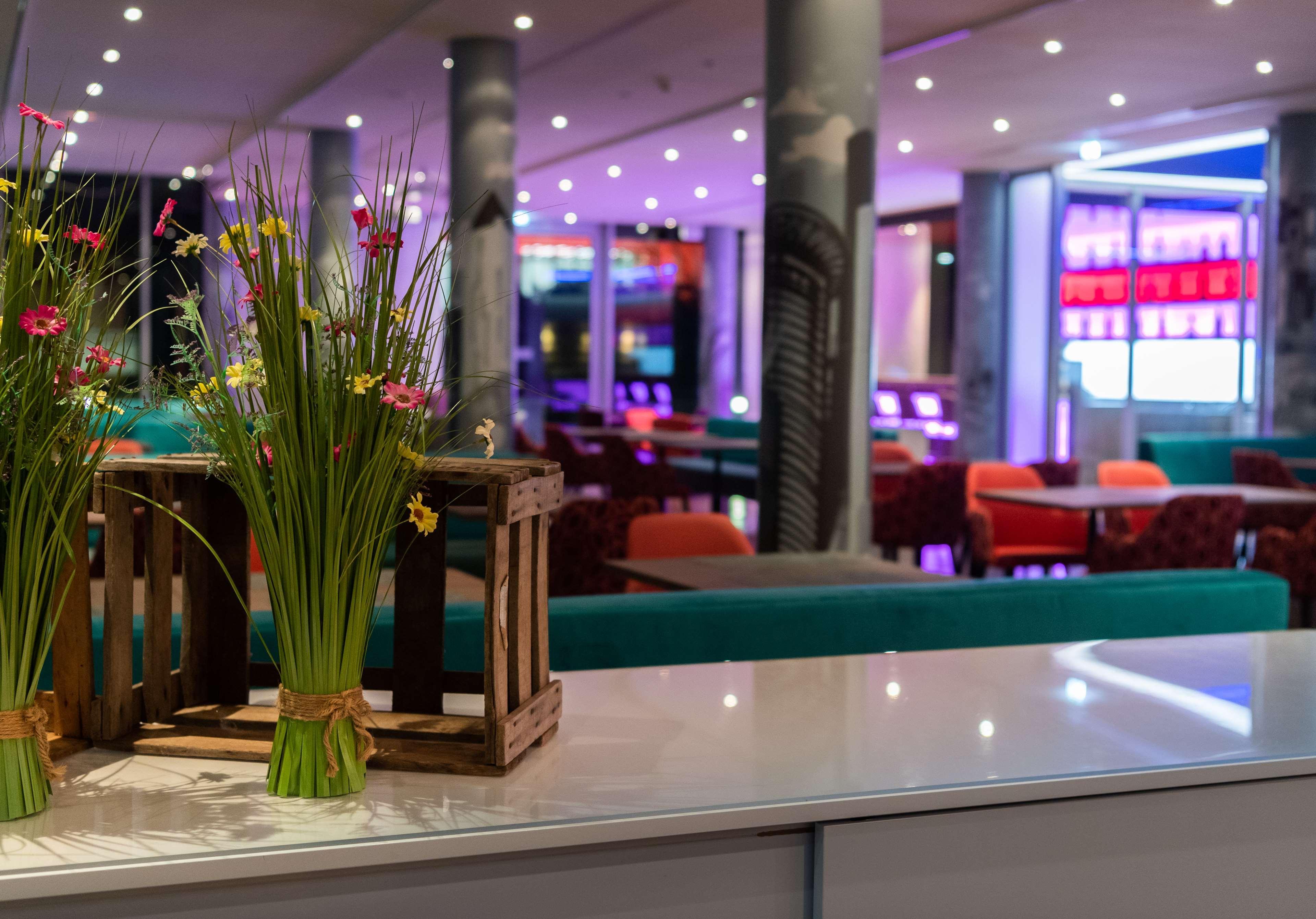 Restaurant DoubleTree by Hilton Frankfurt Niederrad