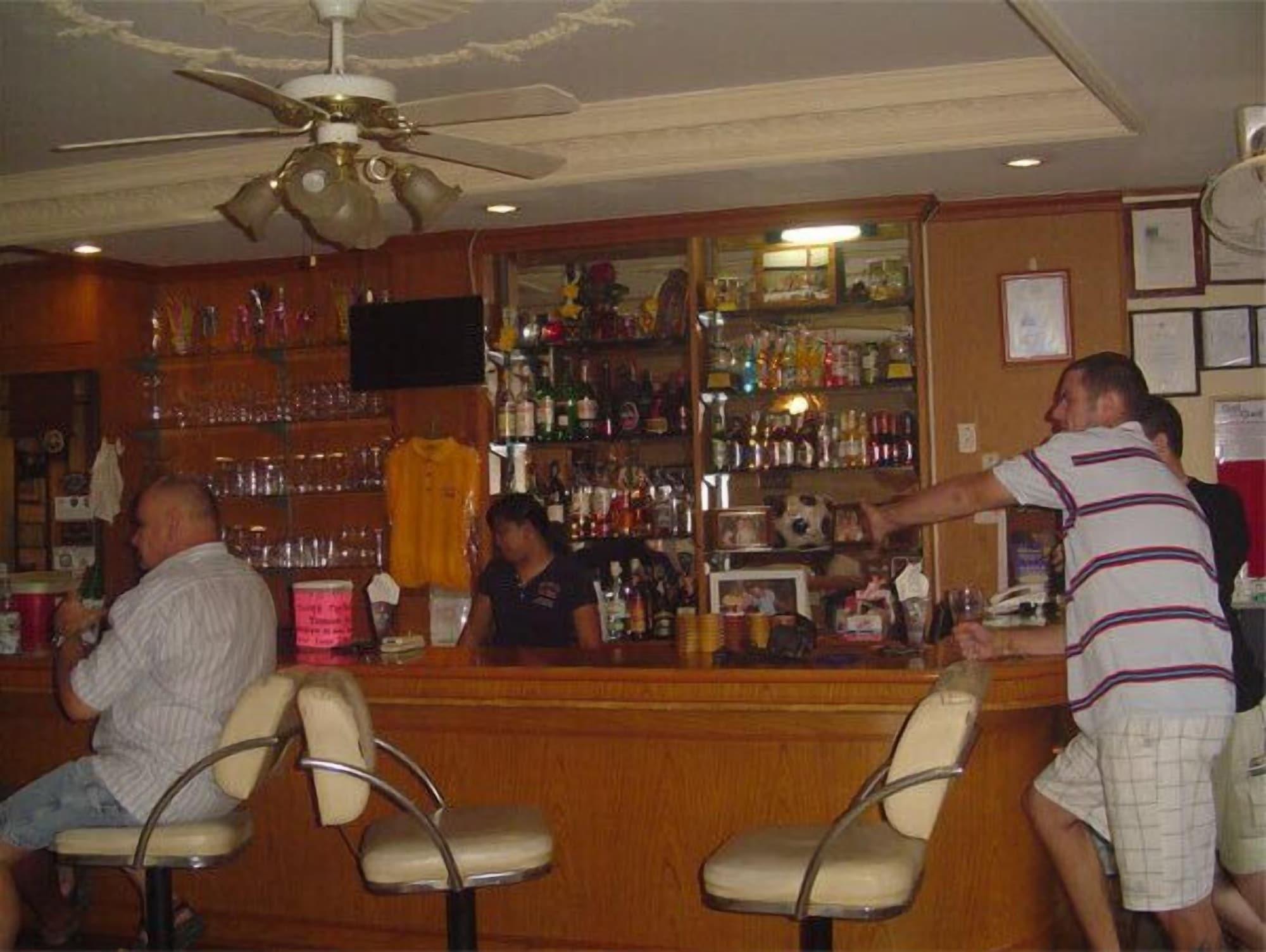 Bar/Salón Nicky's Guesthouse