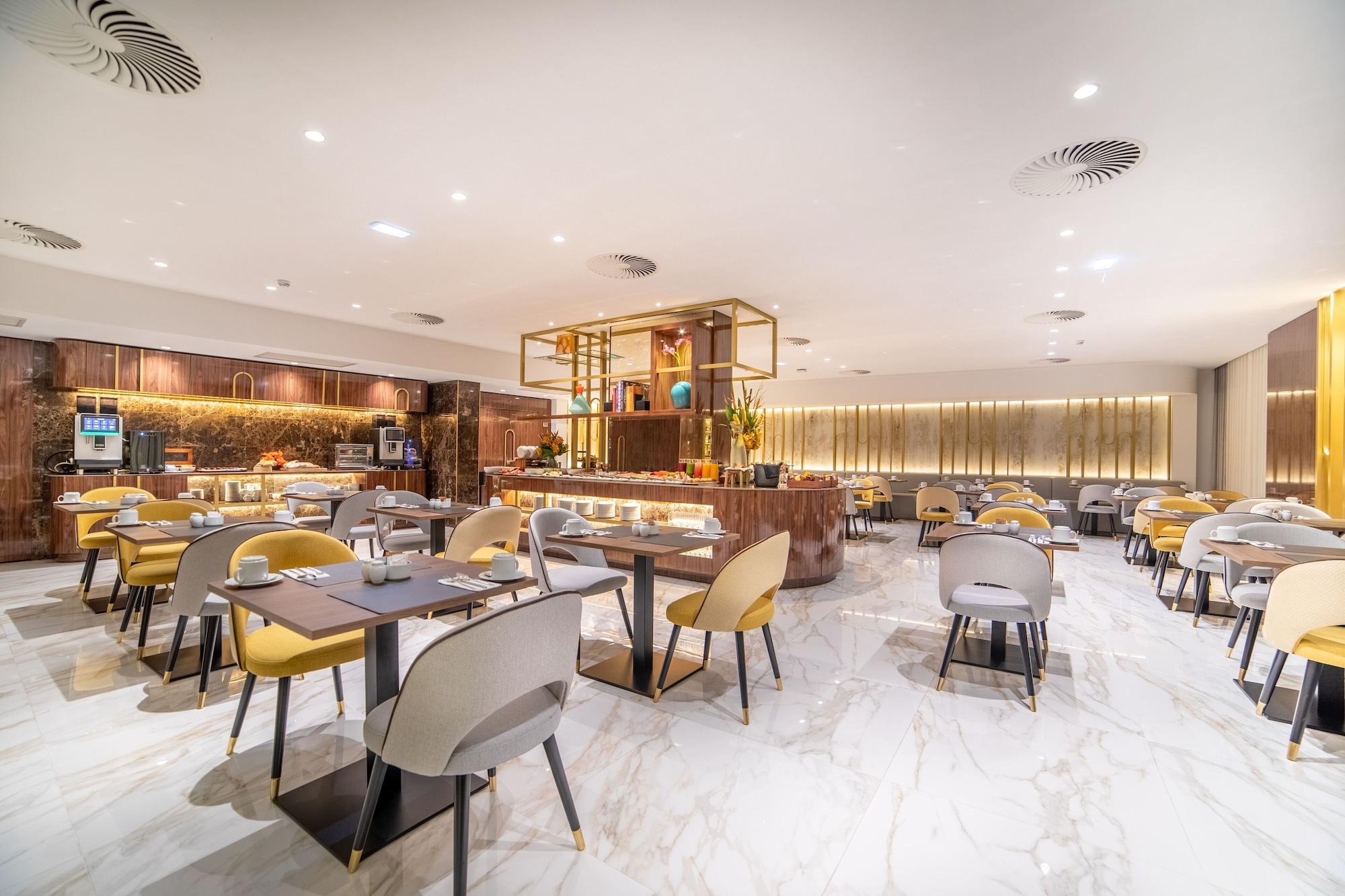 Restaurant VIP Executive Suites do Marques Hotel
