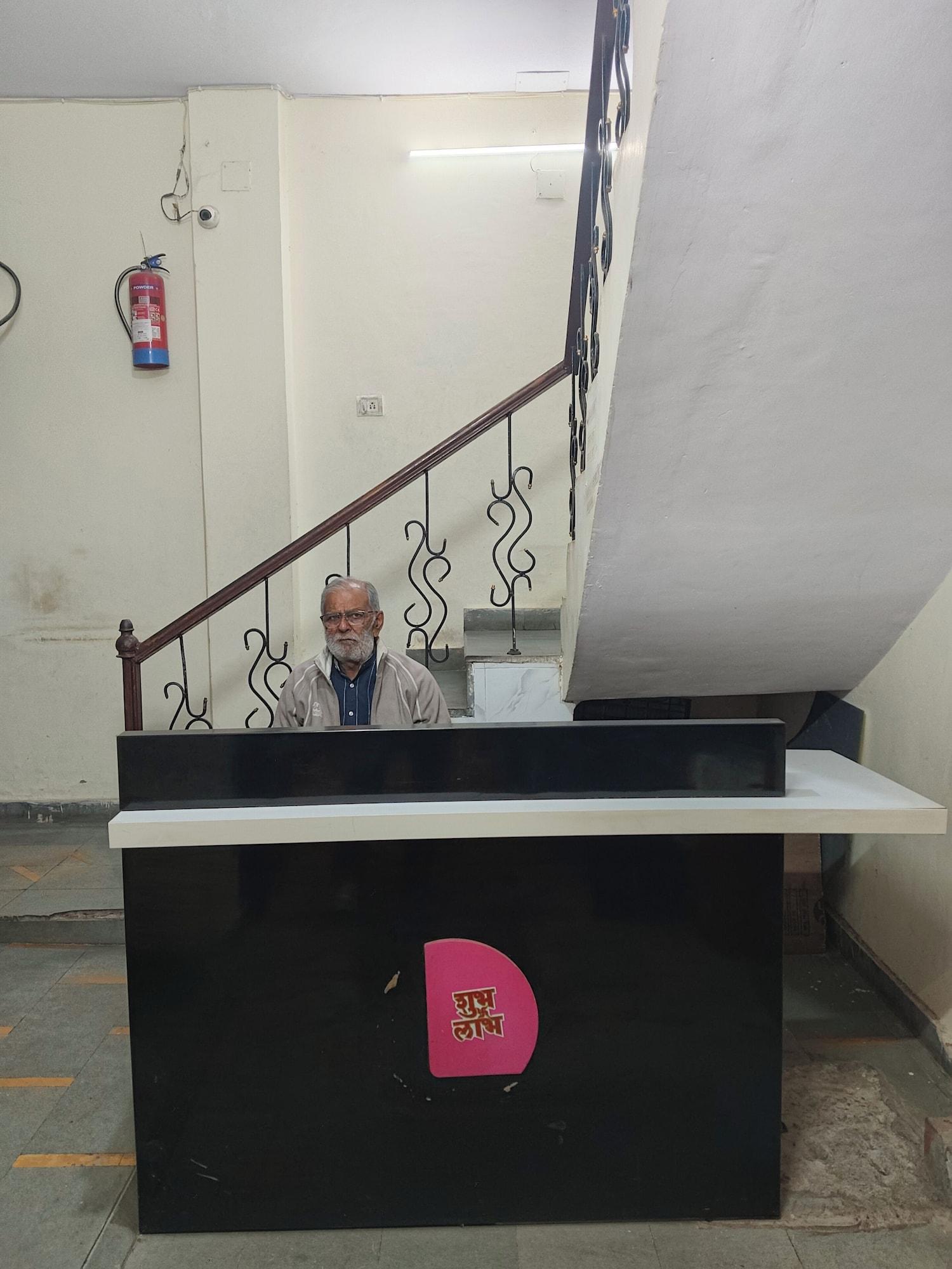 Vista Lobby Banaras Holiday Home