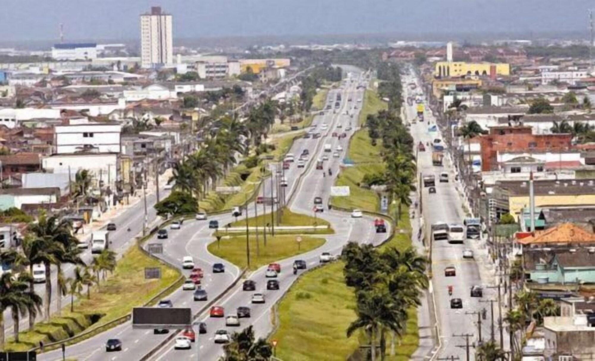 Vista Exterior Apartamento Mobiliado na Praia