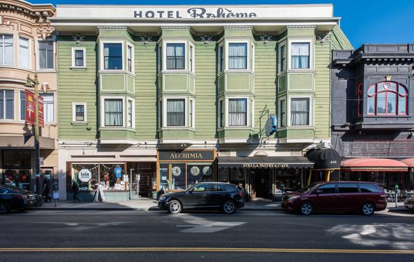 Hotel Boheme