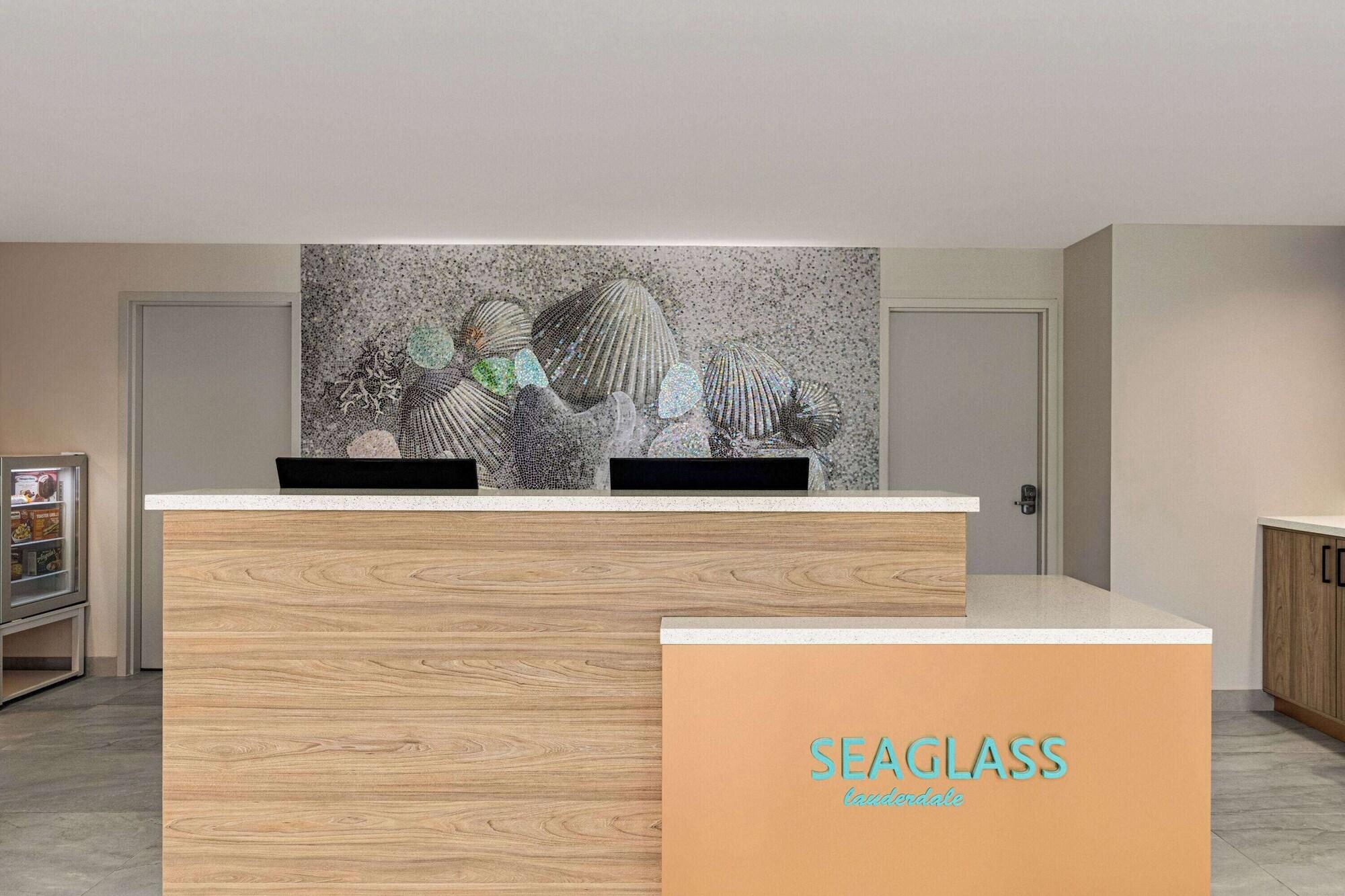 Vista Lobby Sea Glass Beach Place, Trademark Collection by Wyndham