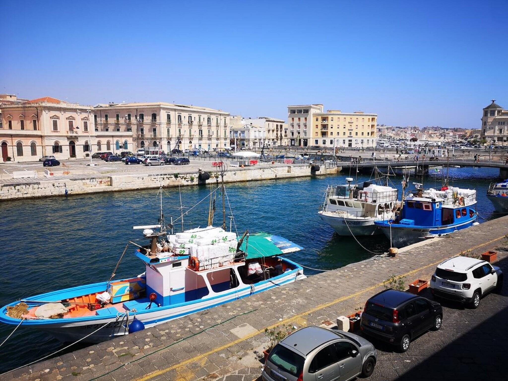 Varios L'Approdo delle Sirene