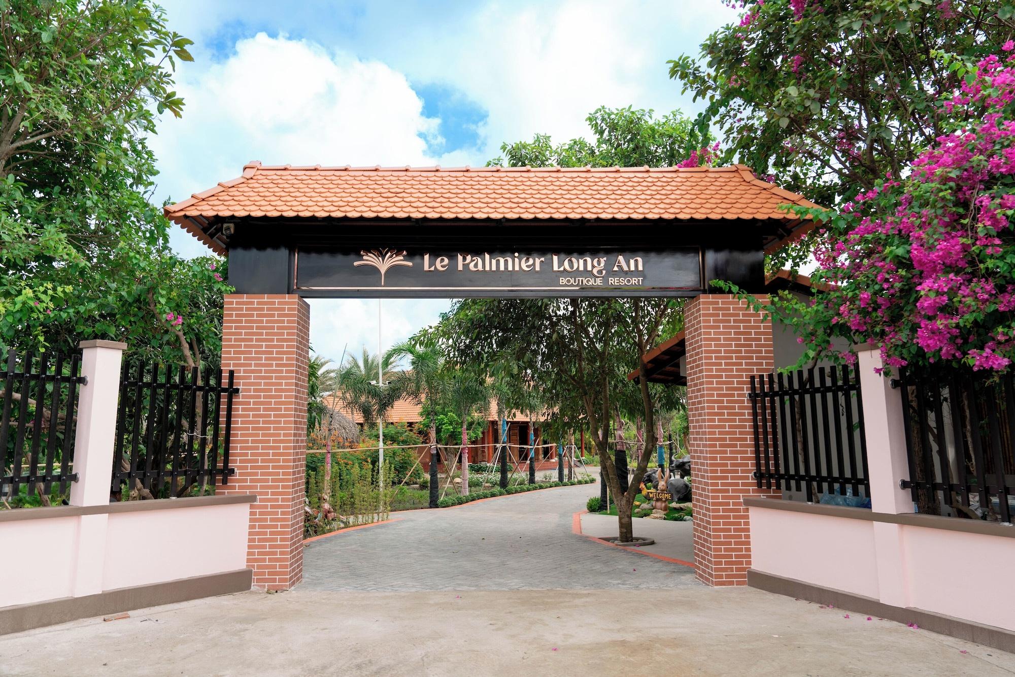 Vista Exterior Le Palmier Long An Boutique Resort
