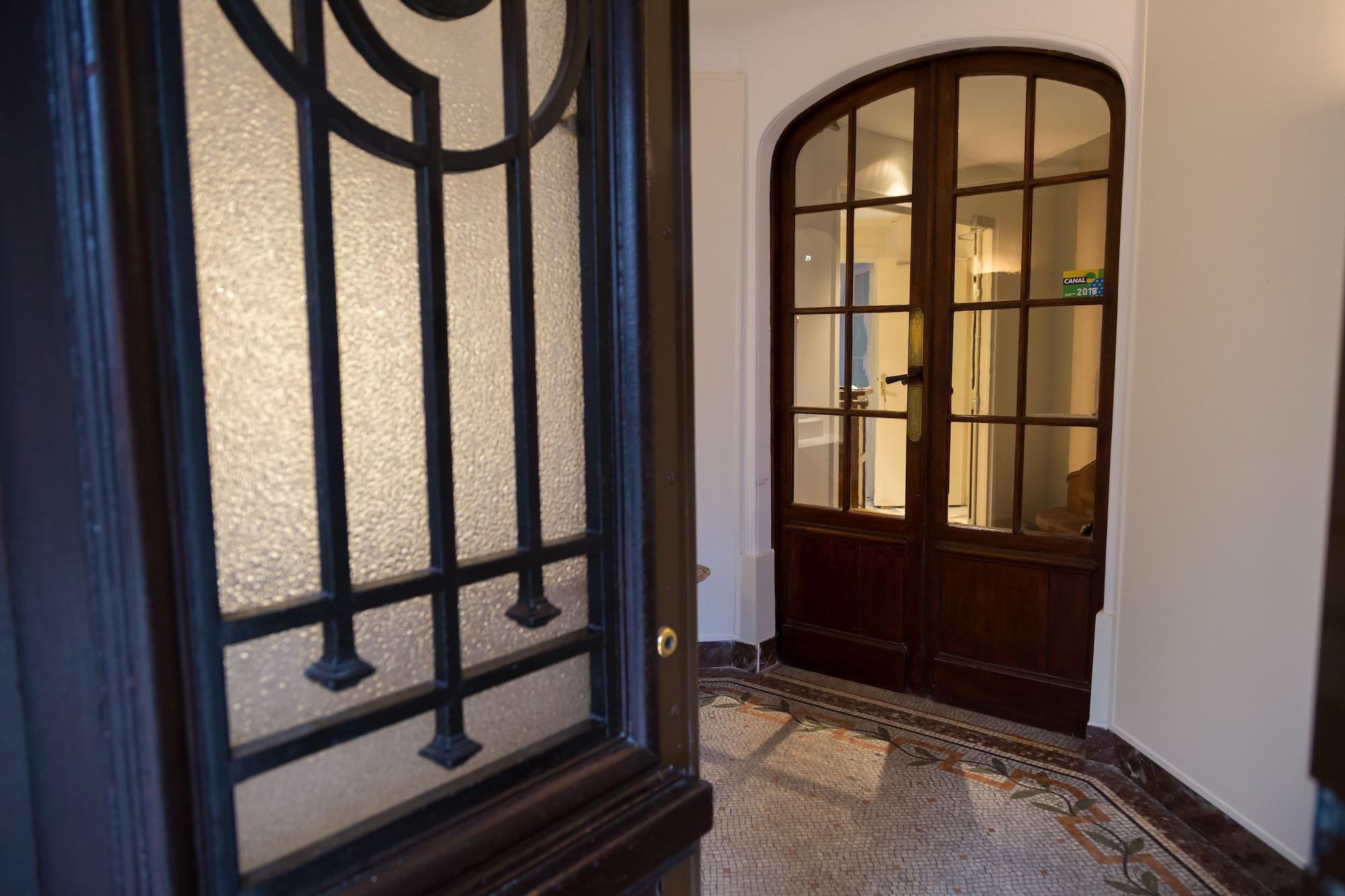 Vista Lobby Hôtel Le Home