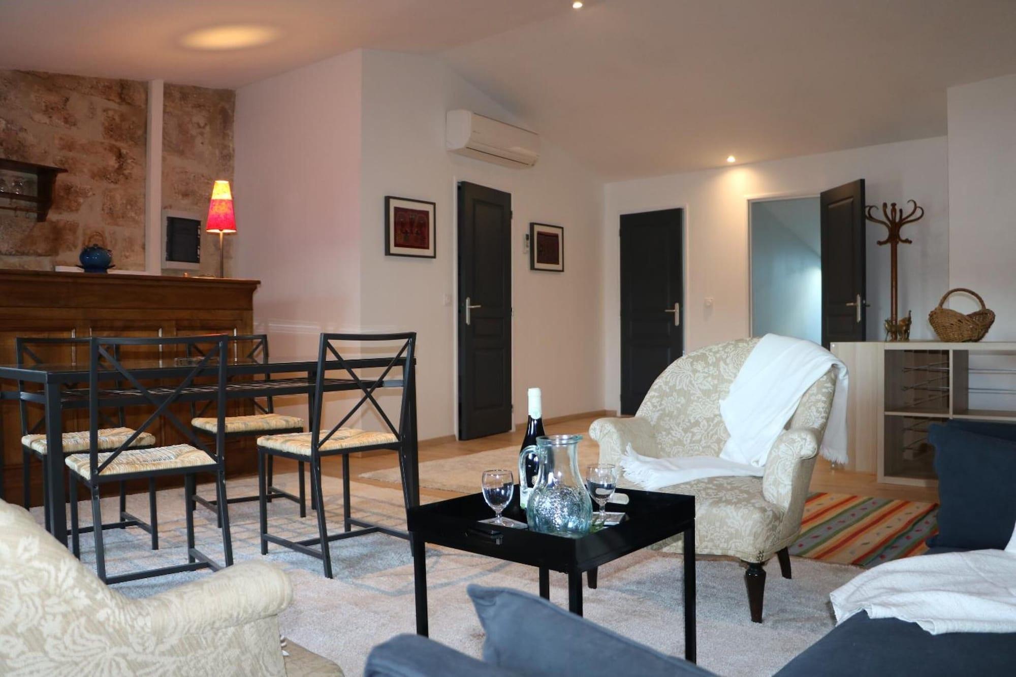 Equipamiento de Habitación Aumes Sweet Home