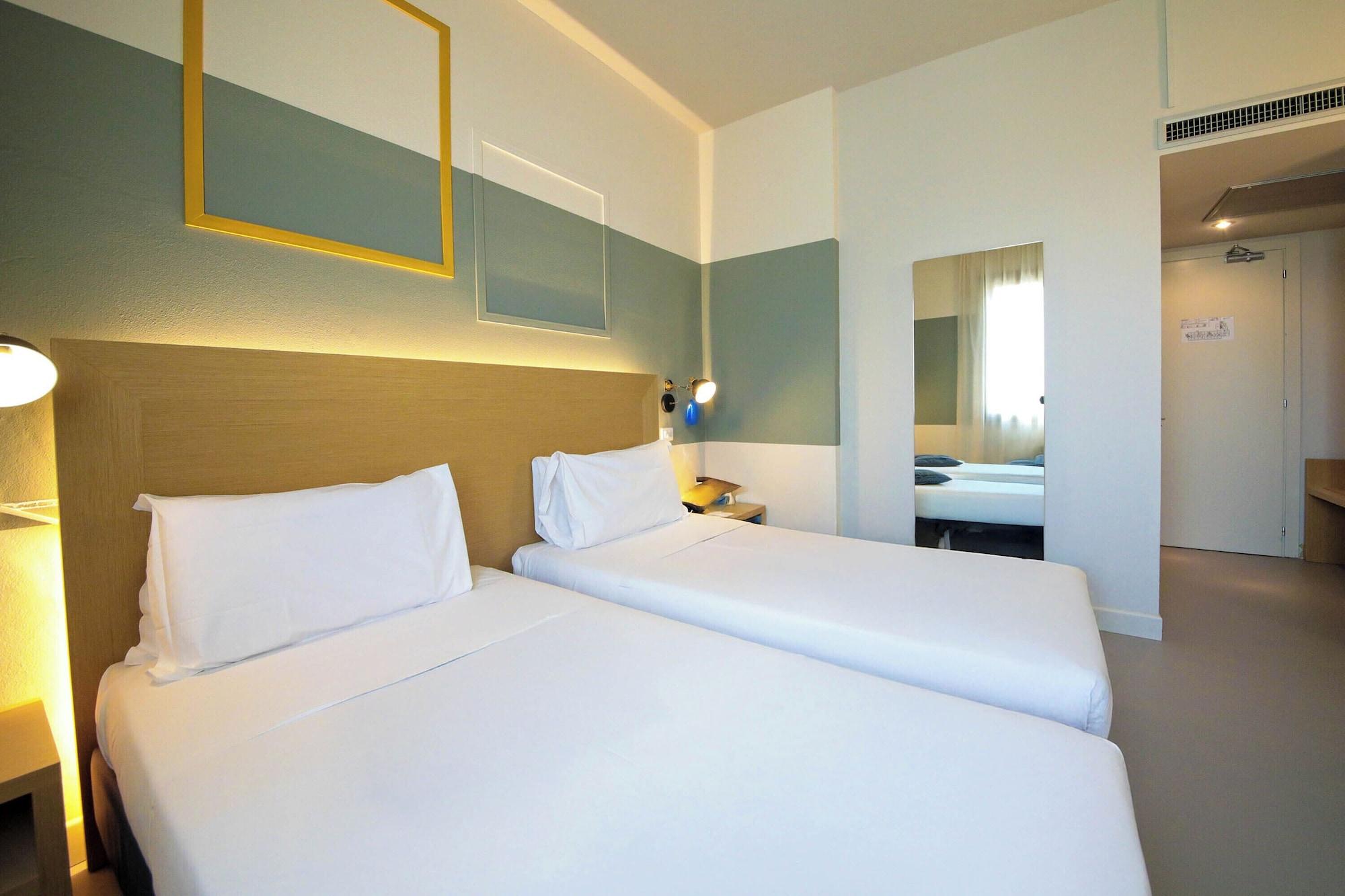 Habitación B&B HOTEL Mantova Cristallo