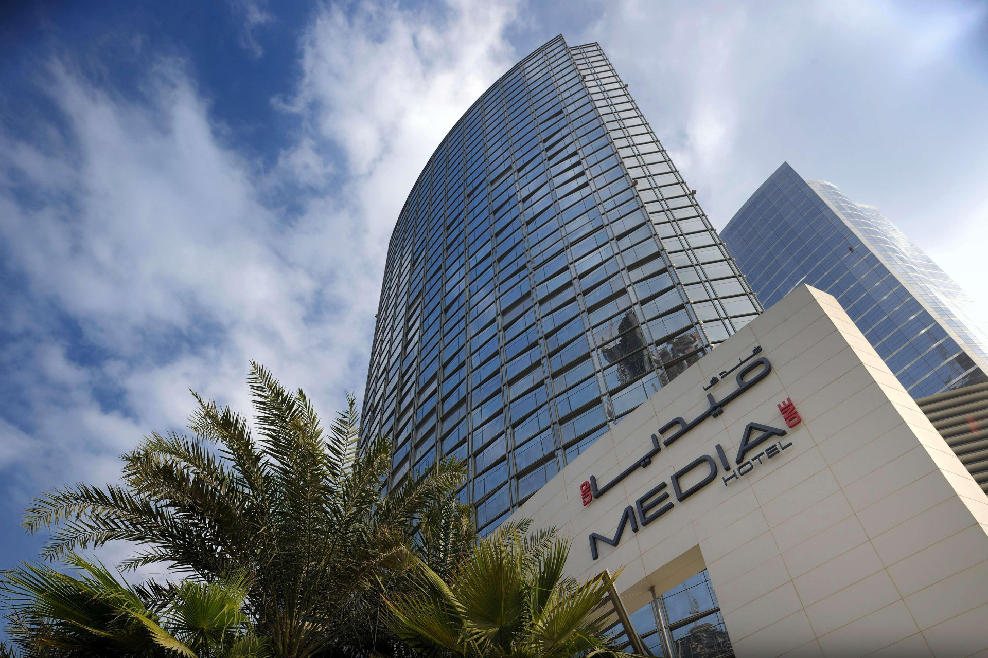 Vista Exterior Media One Hotel Dubai