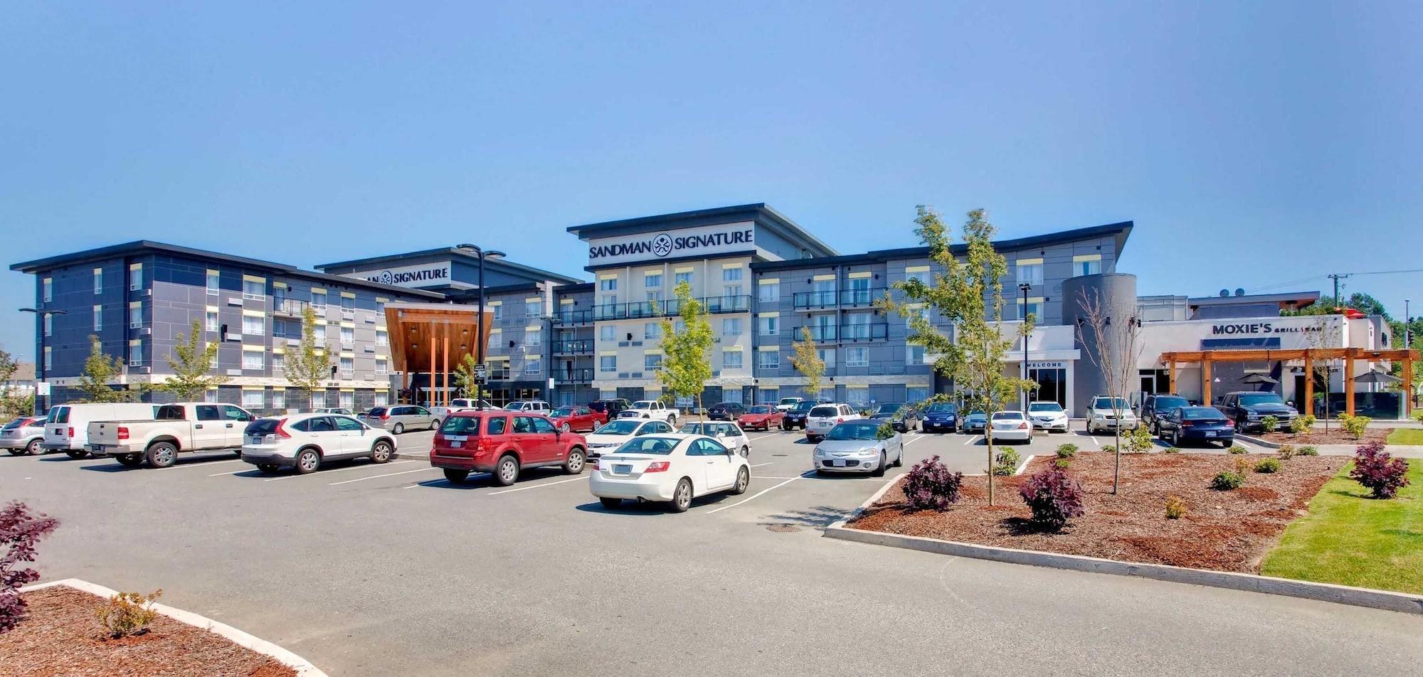 Vista Exterior Sandman Signature Langley Hotel