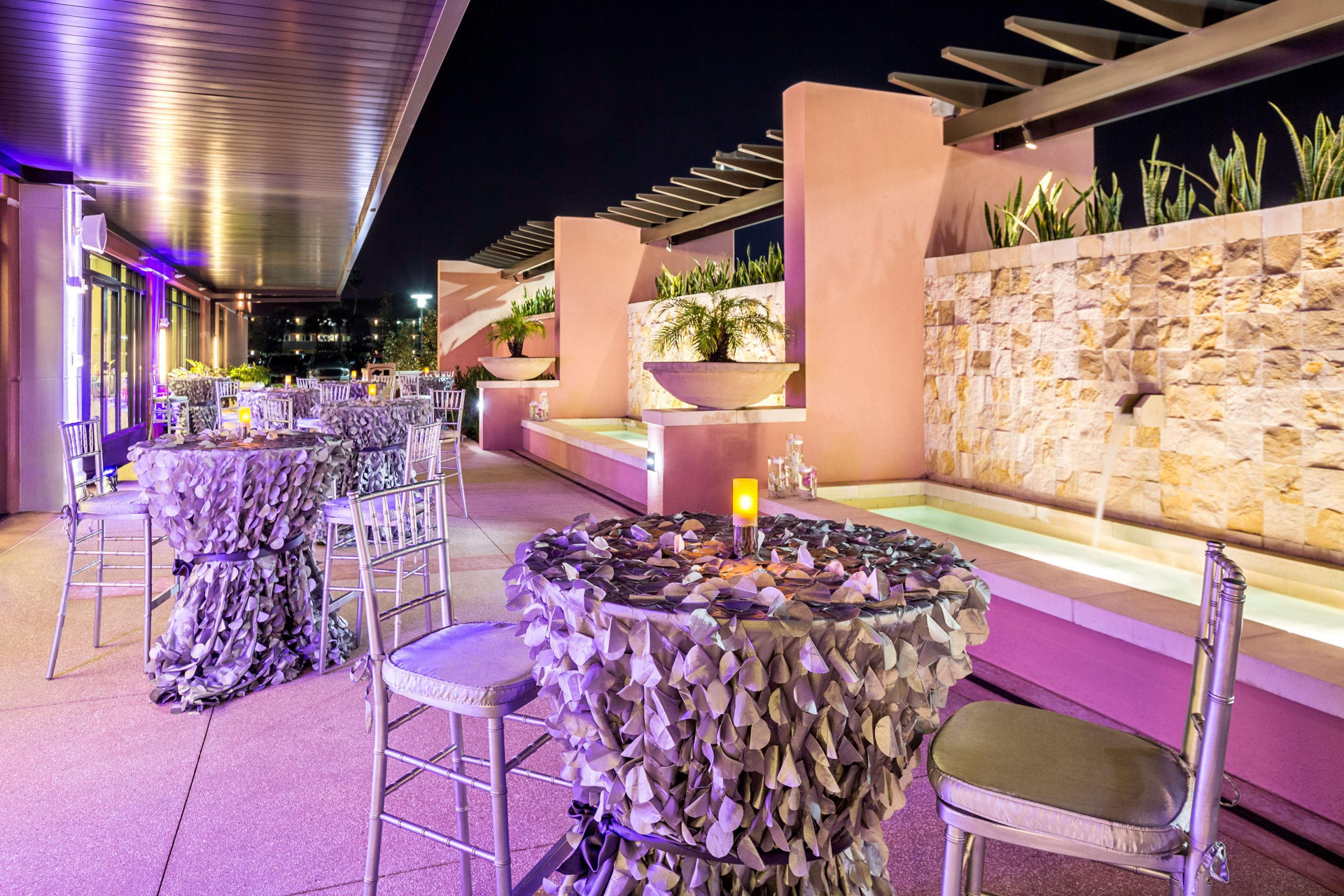 Vista Exterior Embassy Suites by Hilton Orlando Lake Buena Vista South