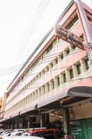 Alojamiento - De Luxe Hotel
