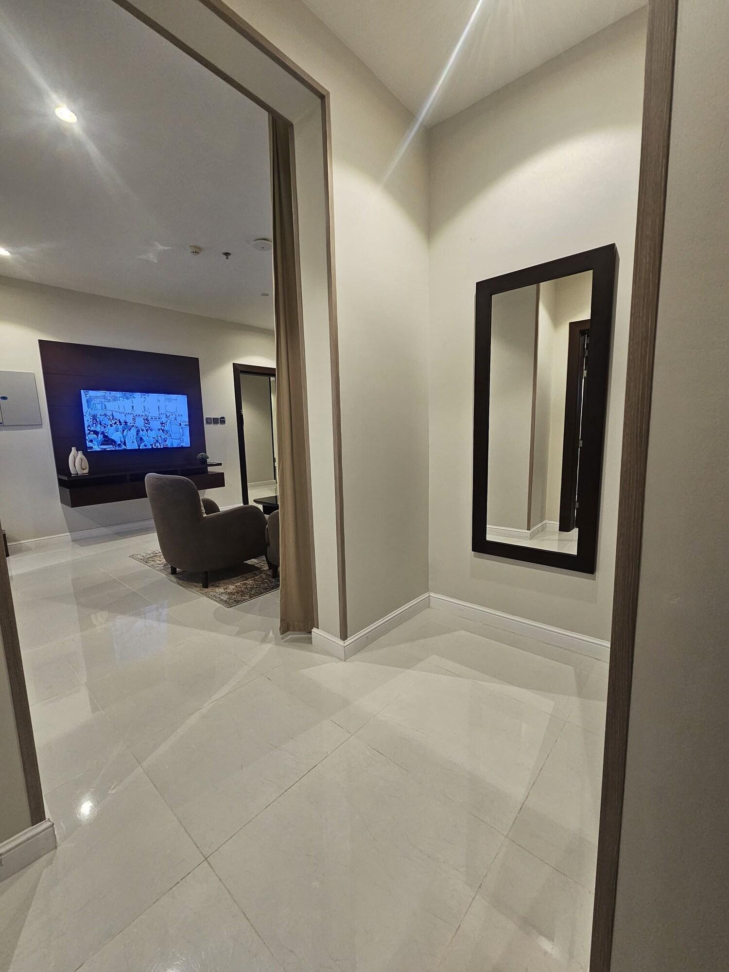 Varios Hams Apartments